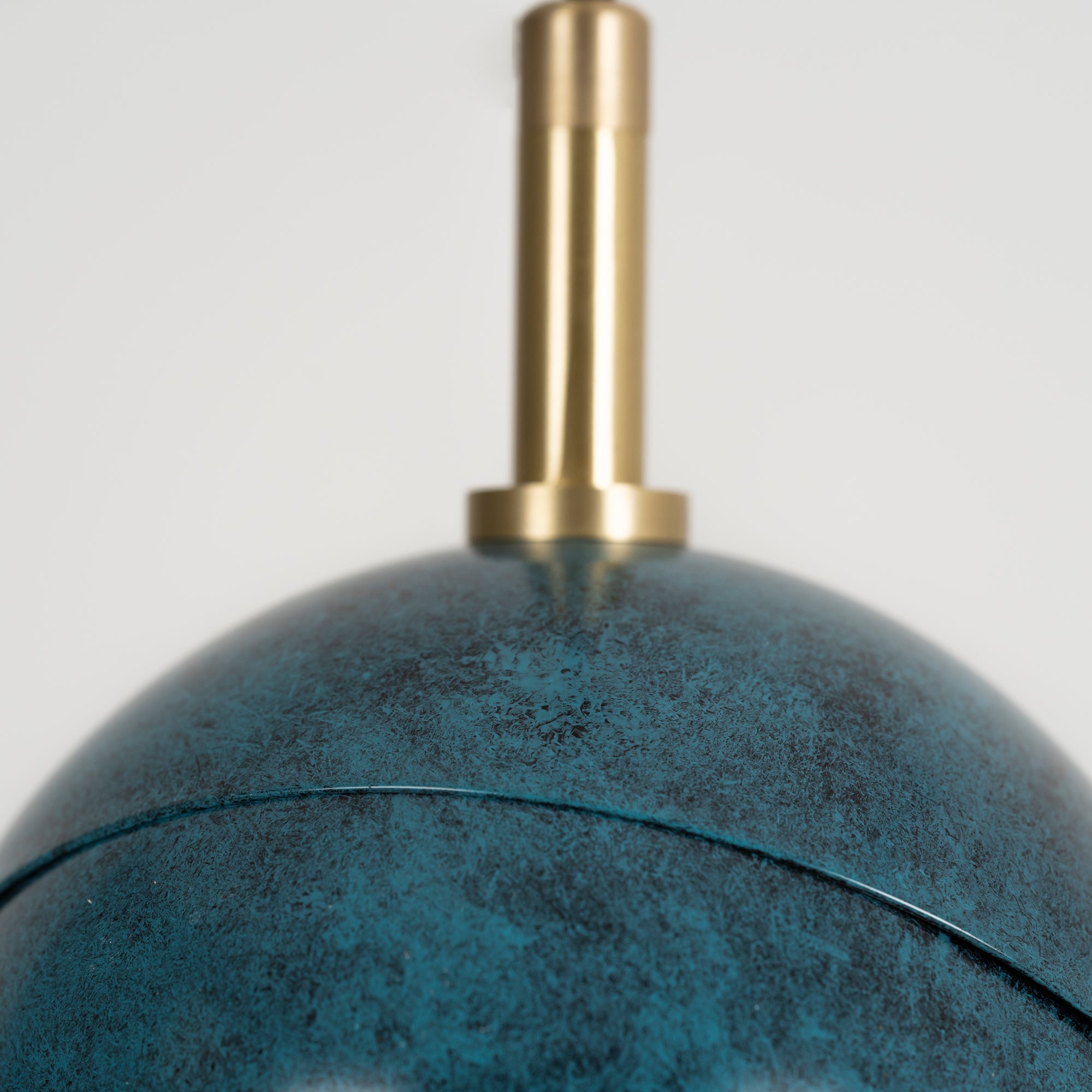 Lampe suspendue à boucles d'oreilles