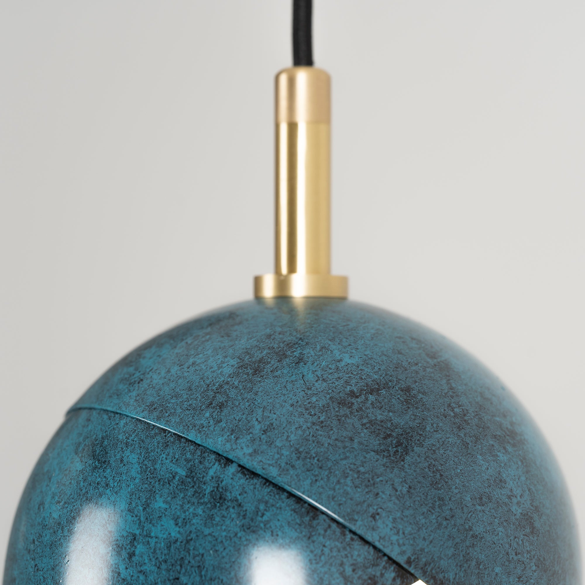 Lampe suspendue à boucles d'oreilles