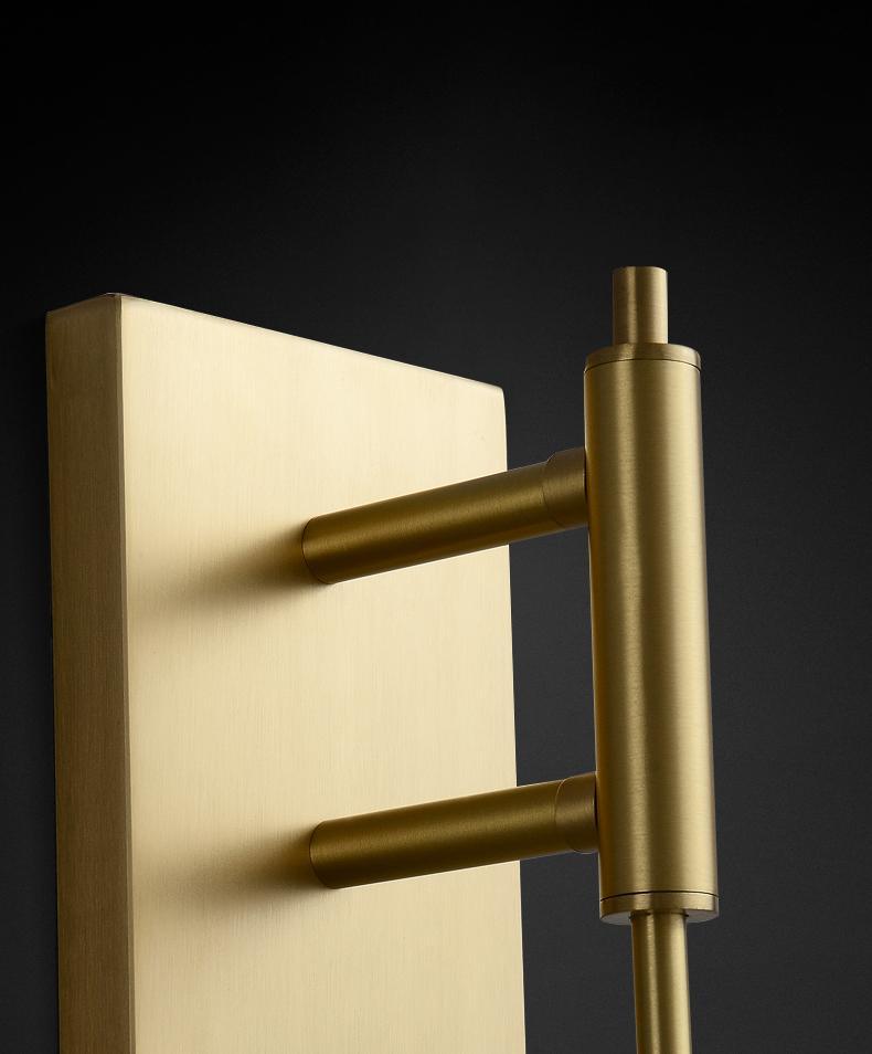 Earring Sconce