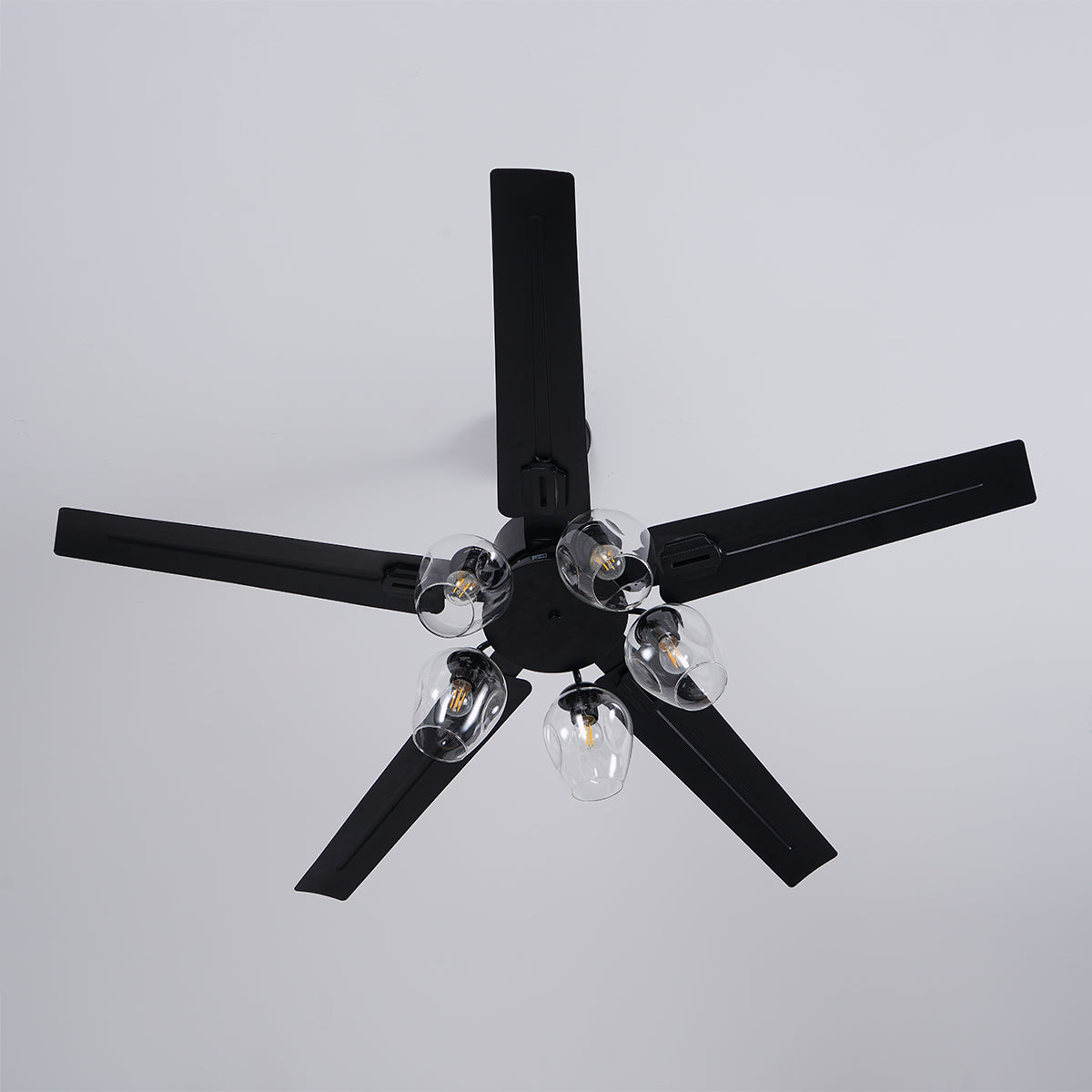 Ventilateur de plafond vintage noir