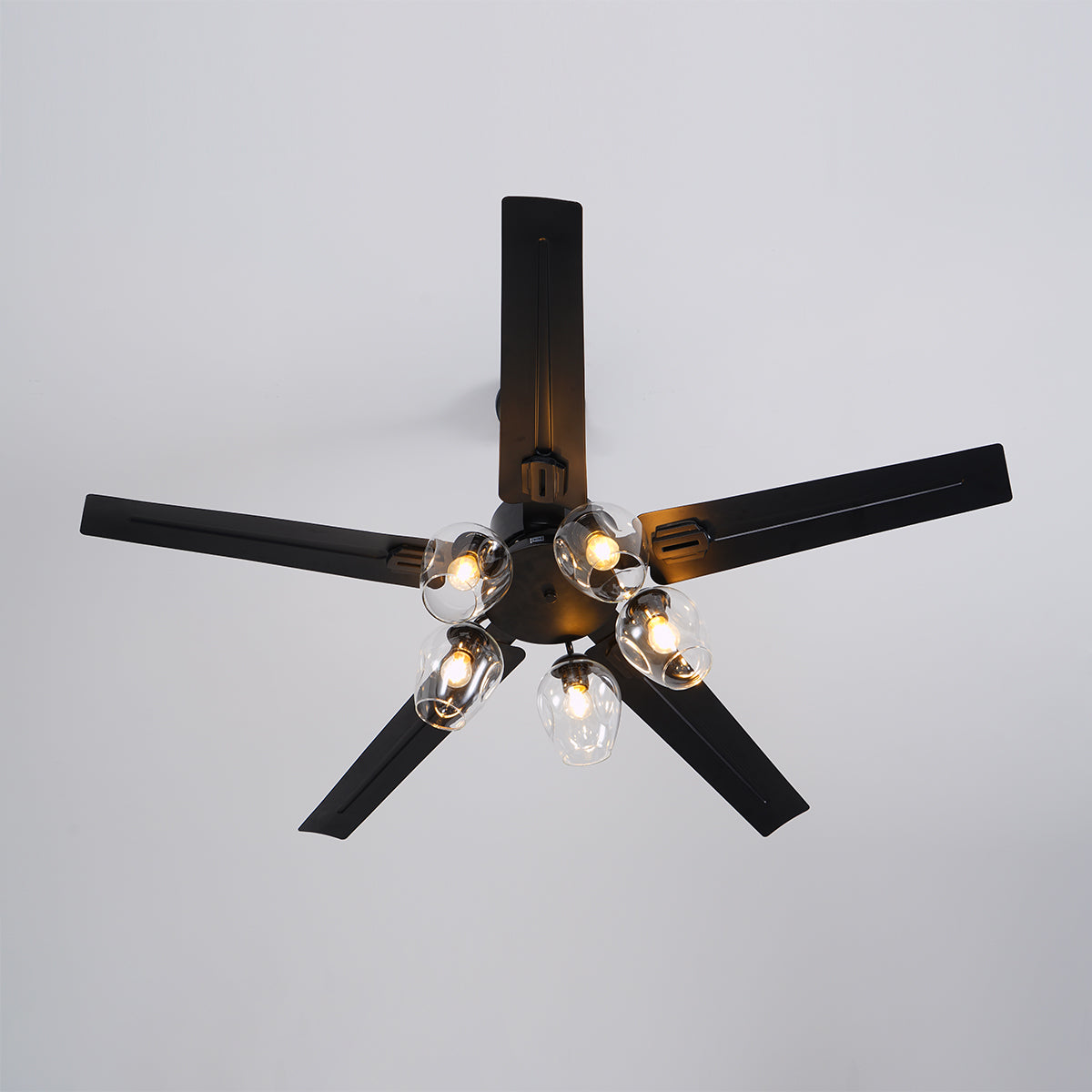 Ventilateur de plafond vintage noir
