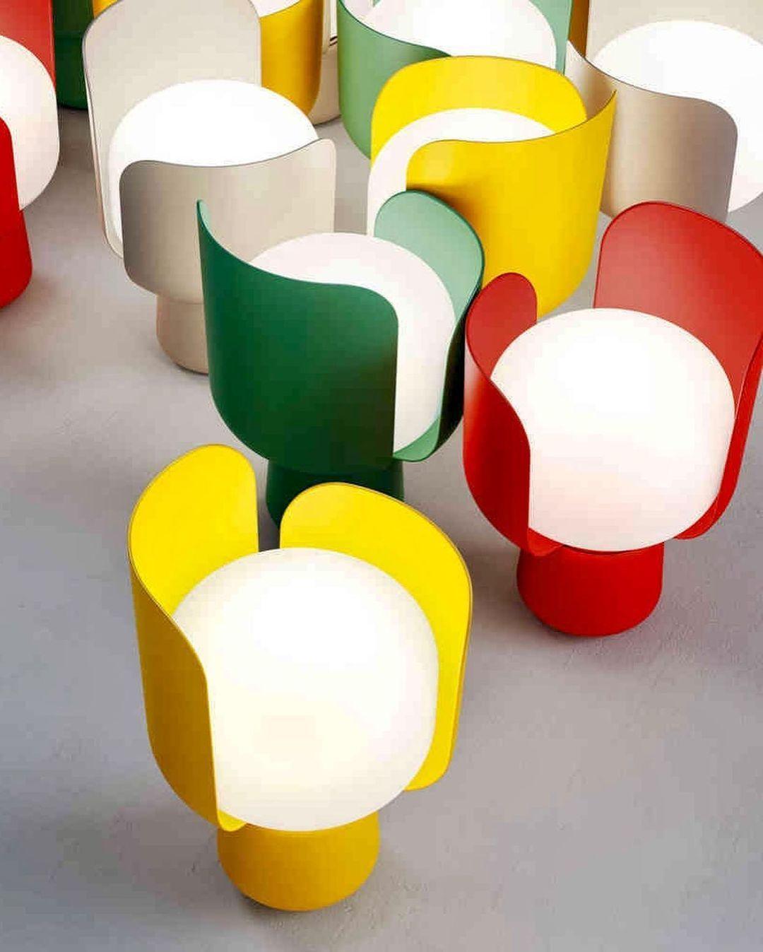 Blom-Tischlampe