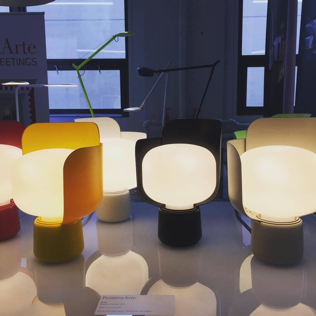 Blom-Tischlampe