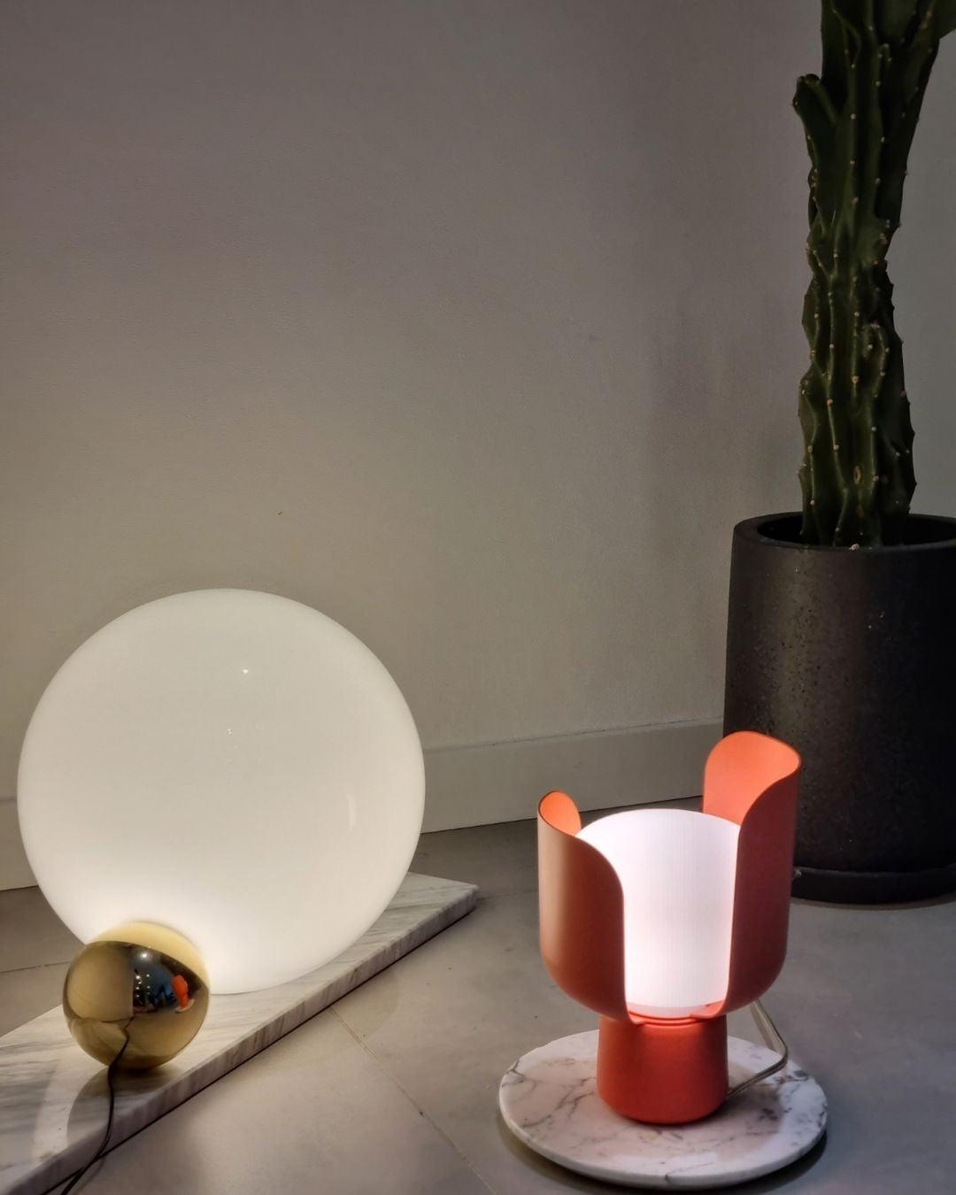 Blom-Tischlampe