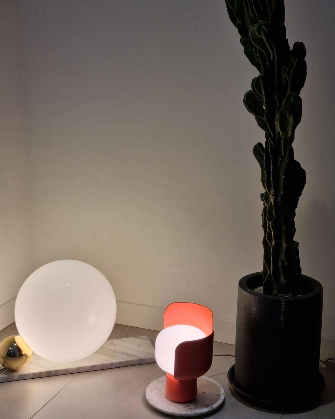 Blom-Tischlampe