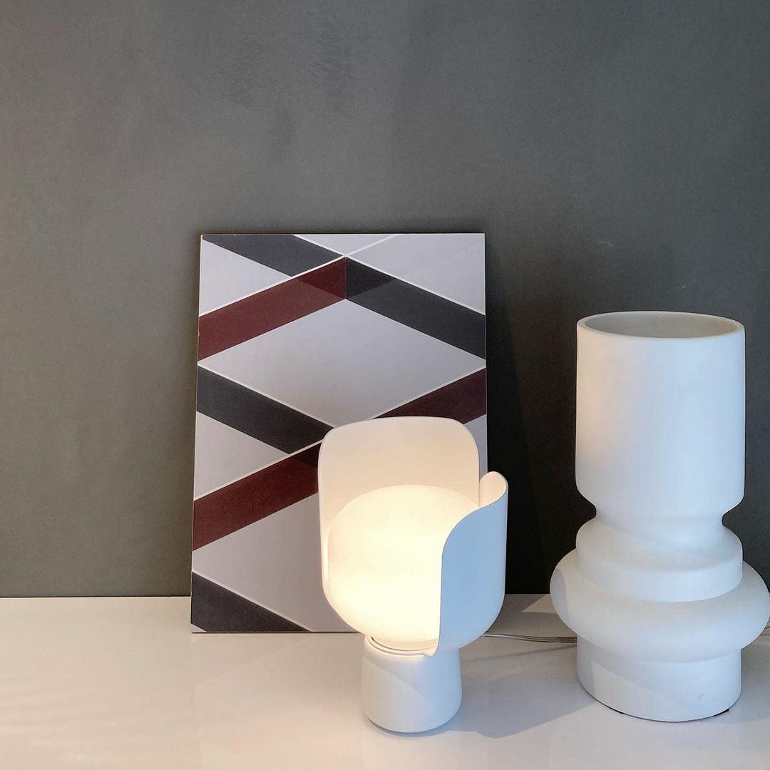 Blom-Tischlampe