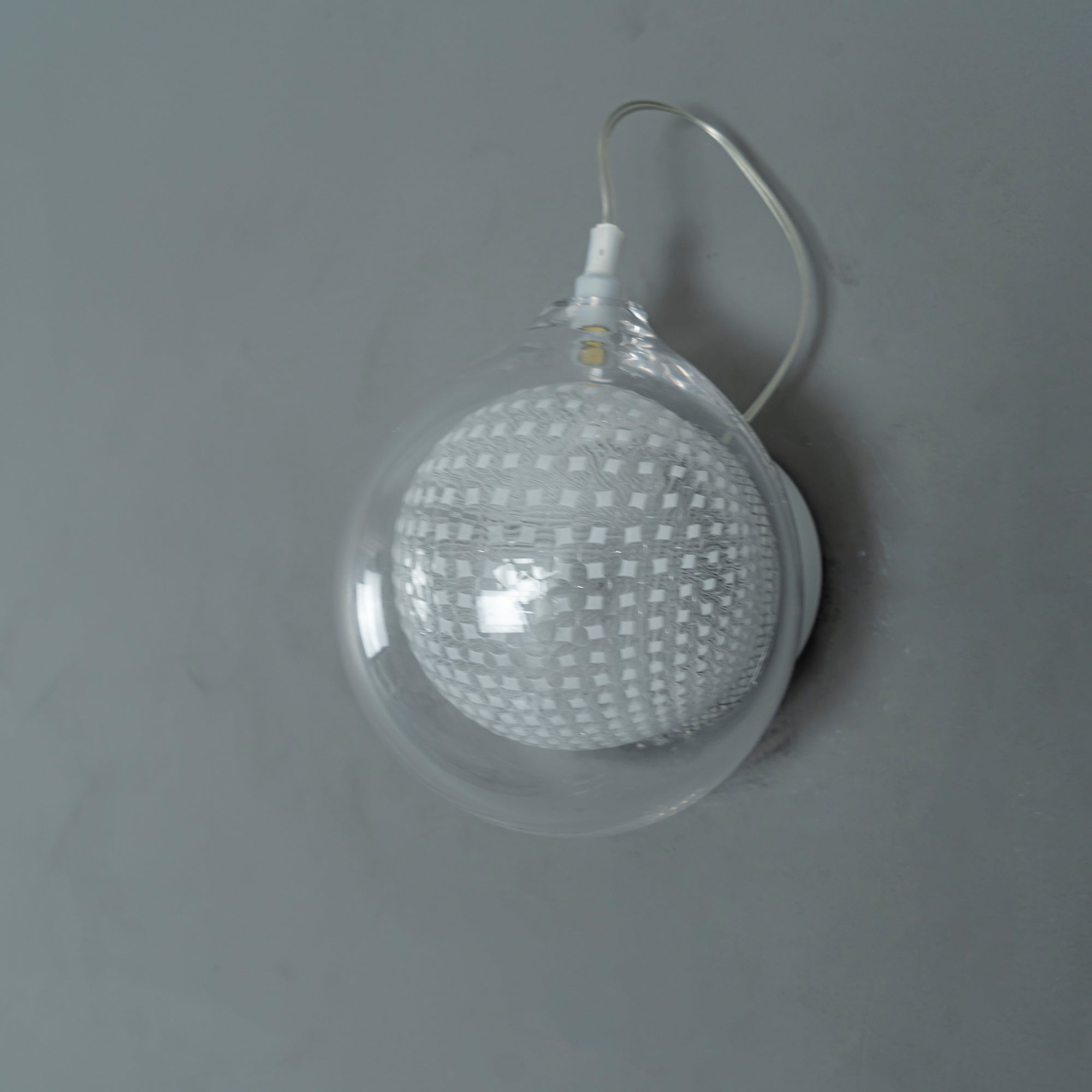 Applique murale en verre blanc-transparent