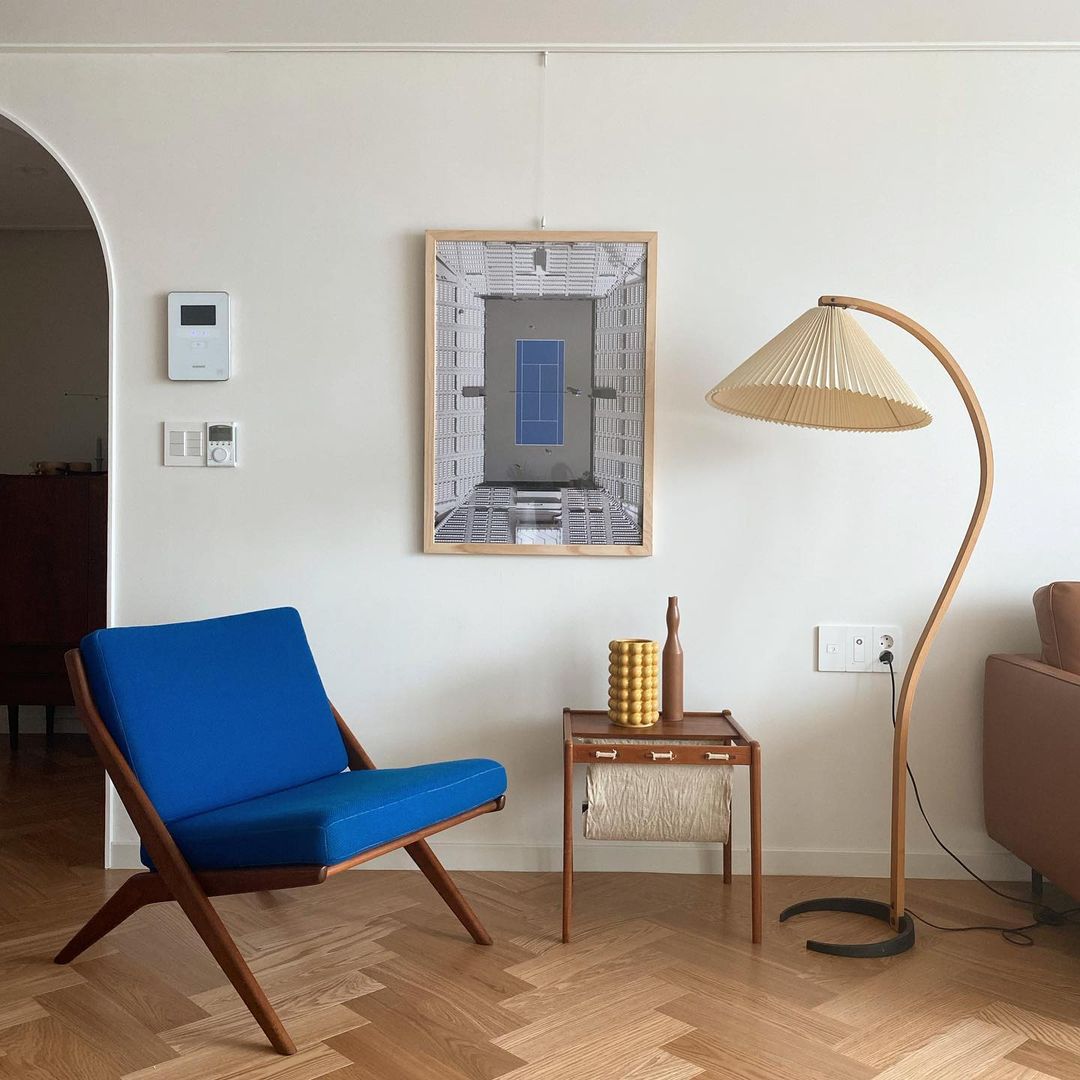 Caprani Floor Lamp.