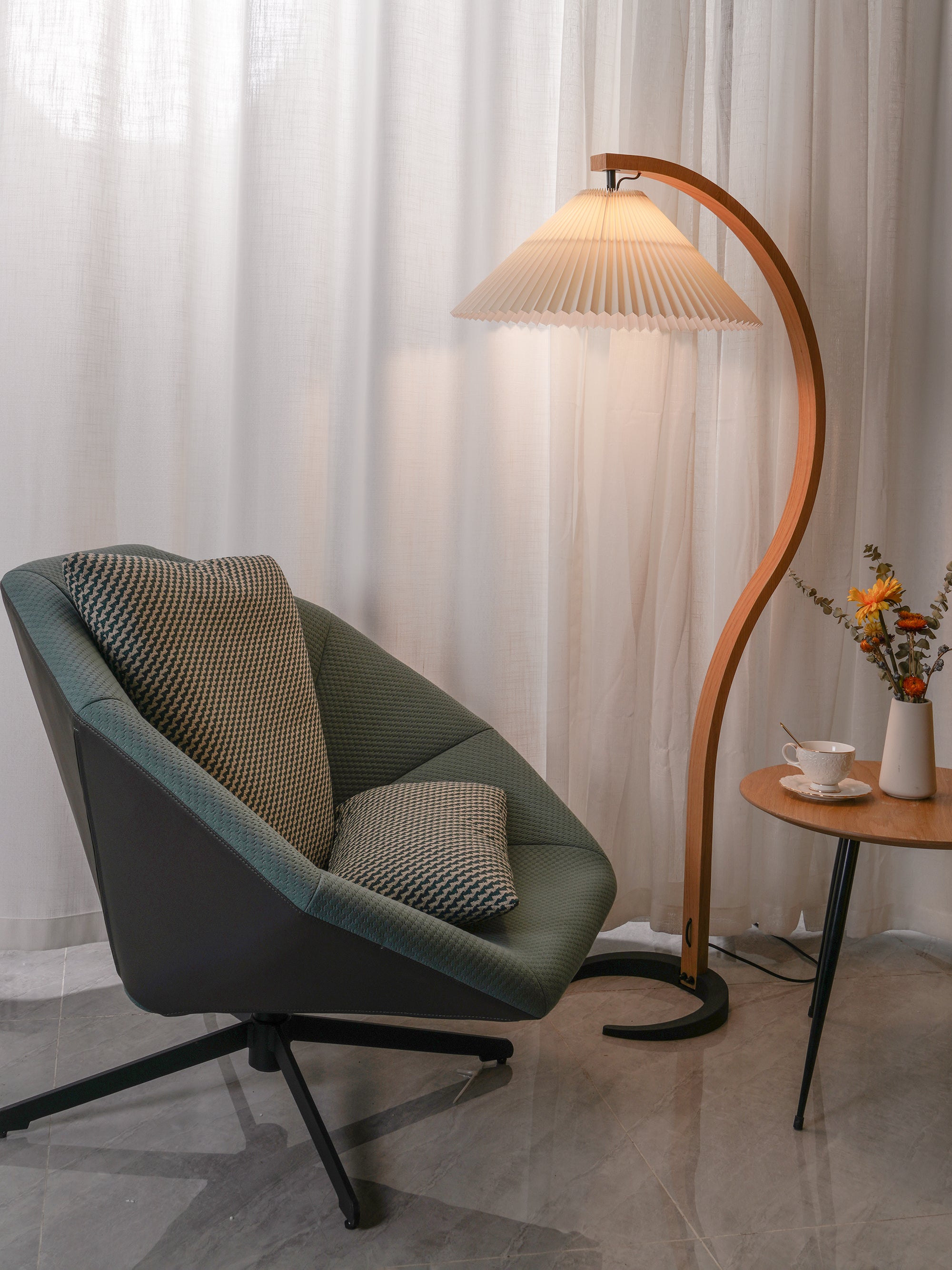Caprani Floor Lamp