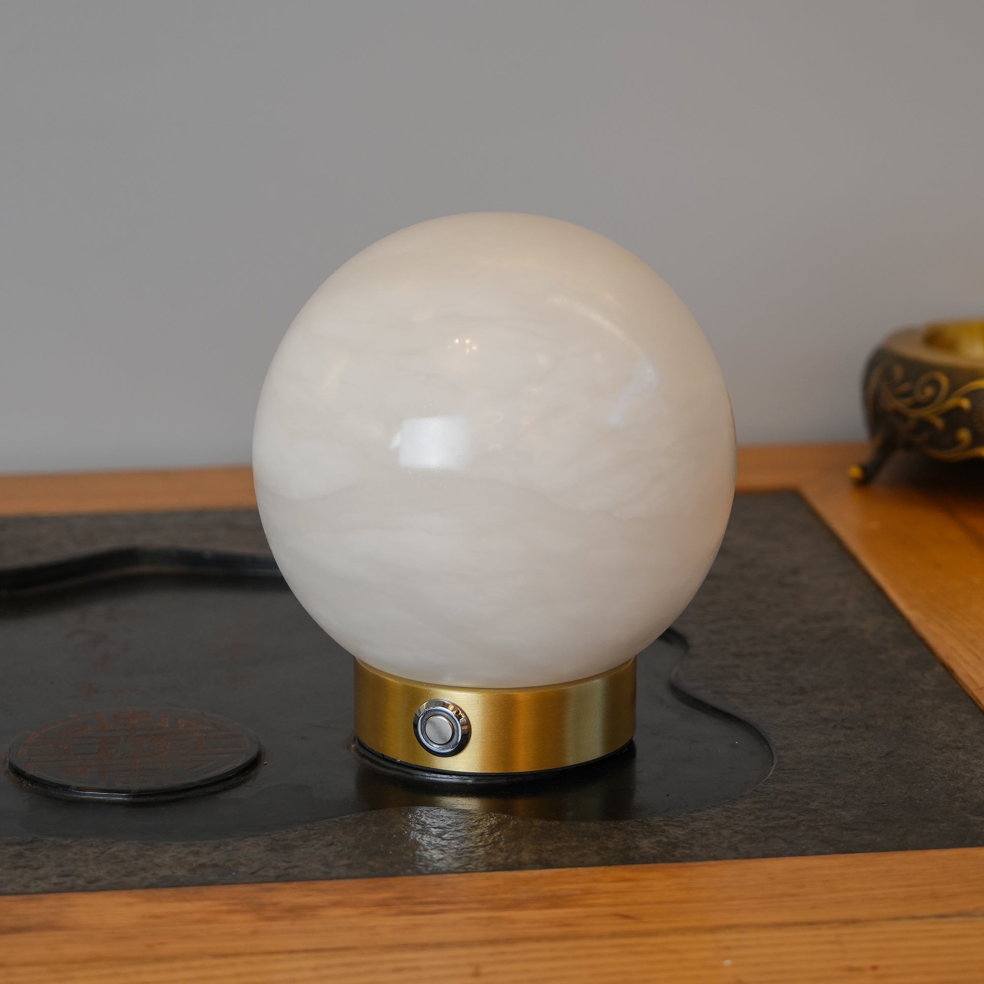 Carrara-Tischlampe