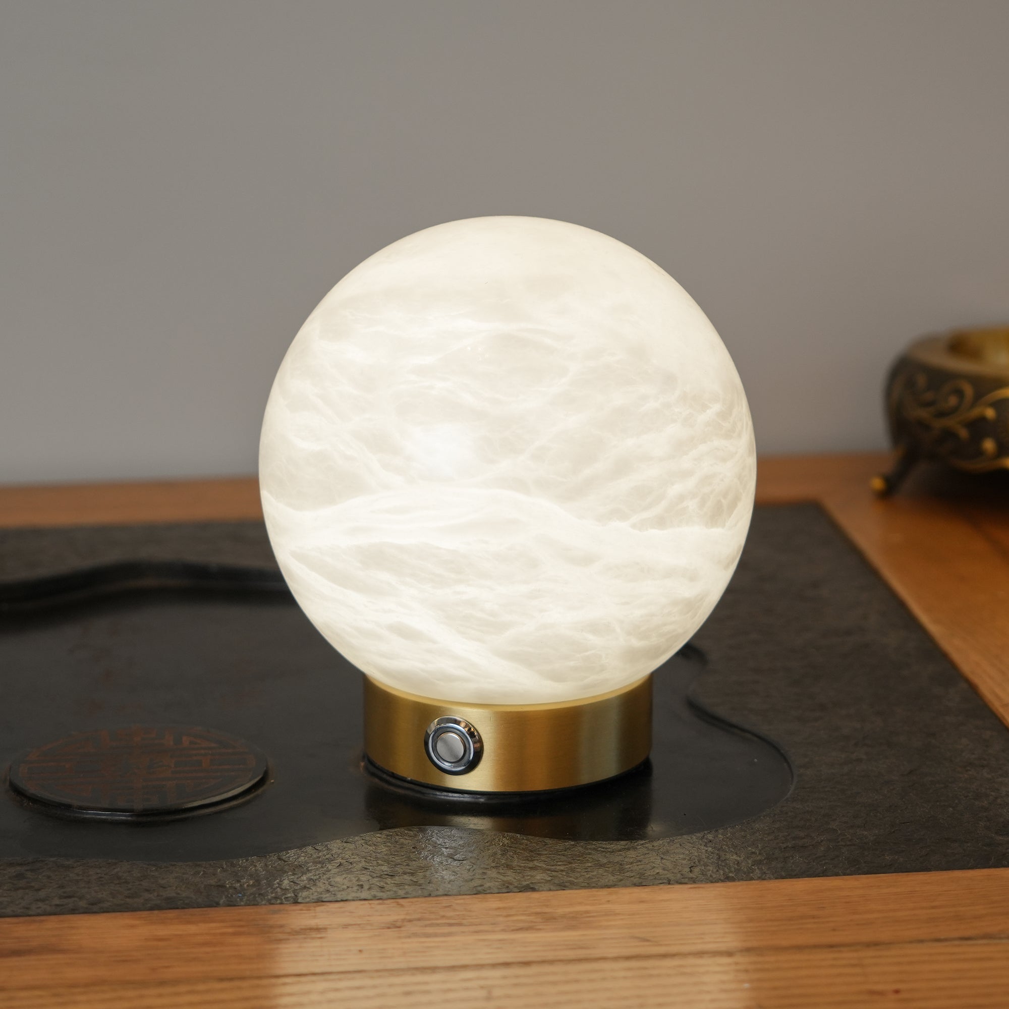 Carrara-Tischlampe