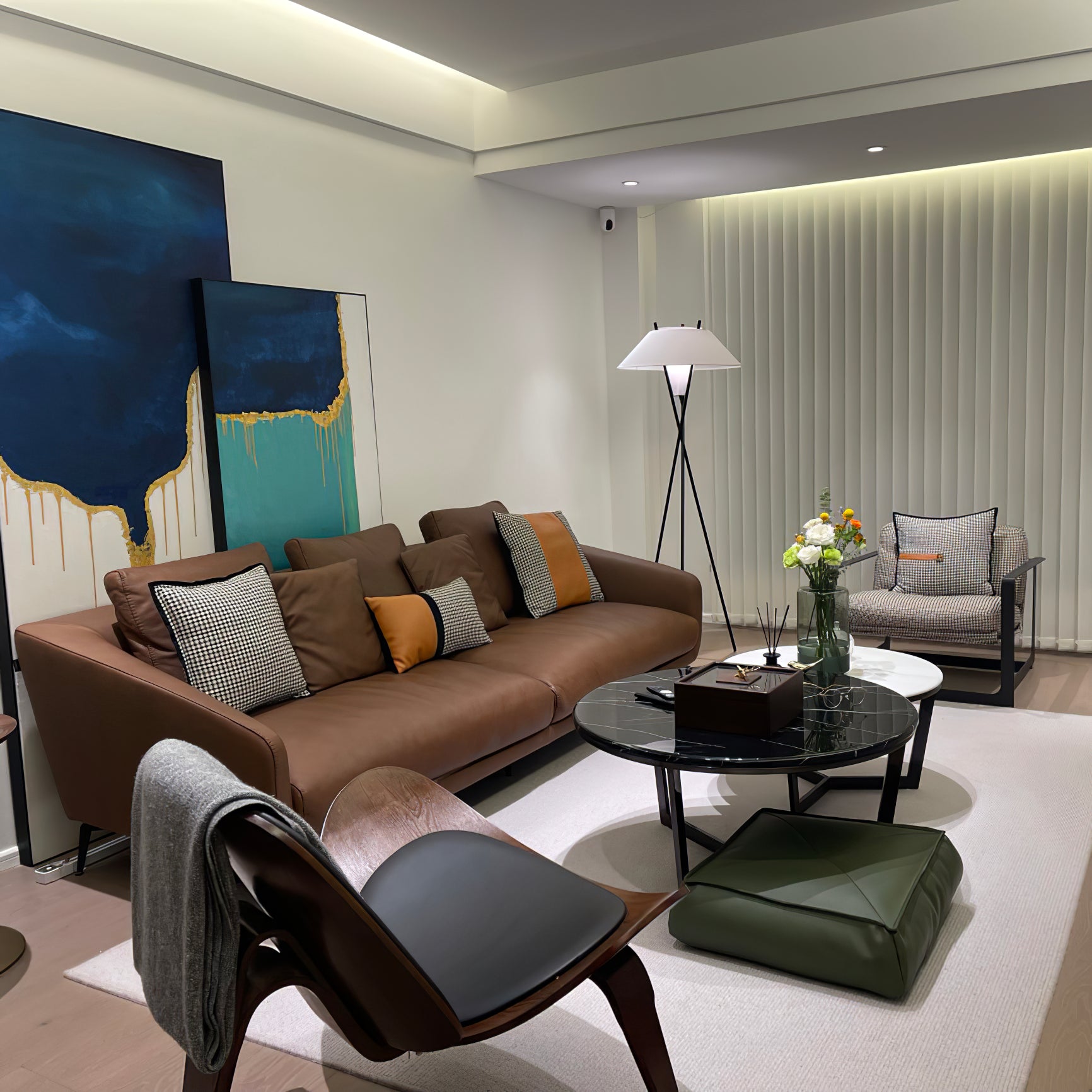 مصباح أرضي تشاني