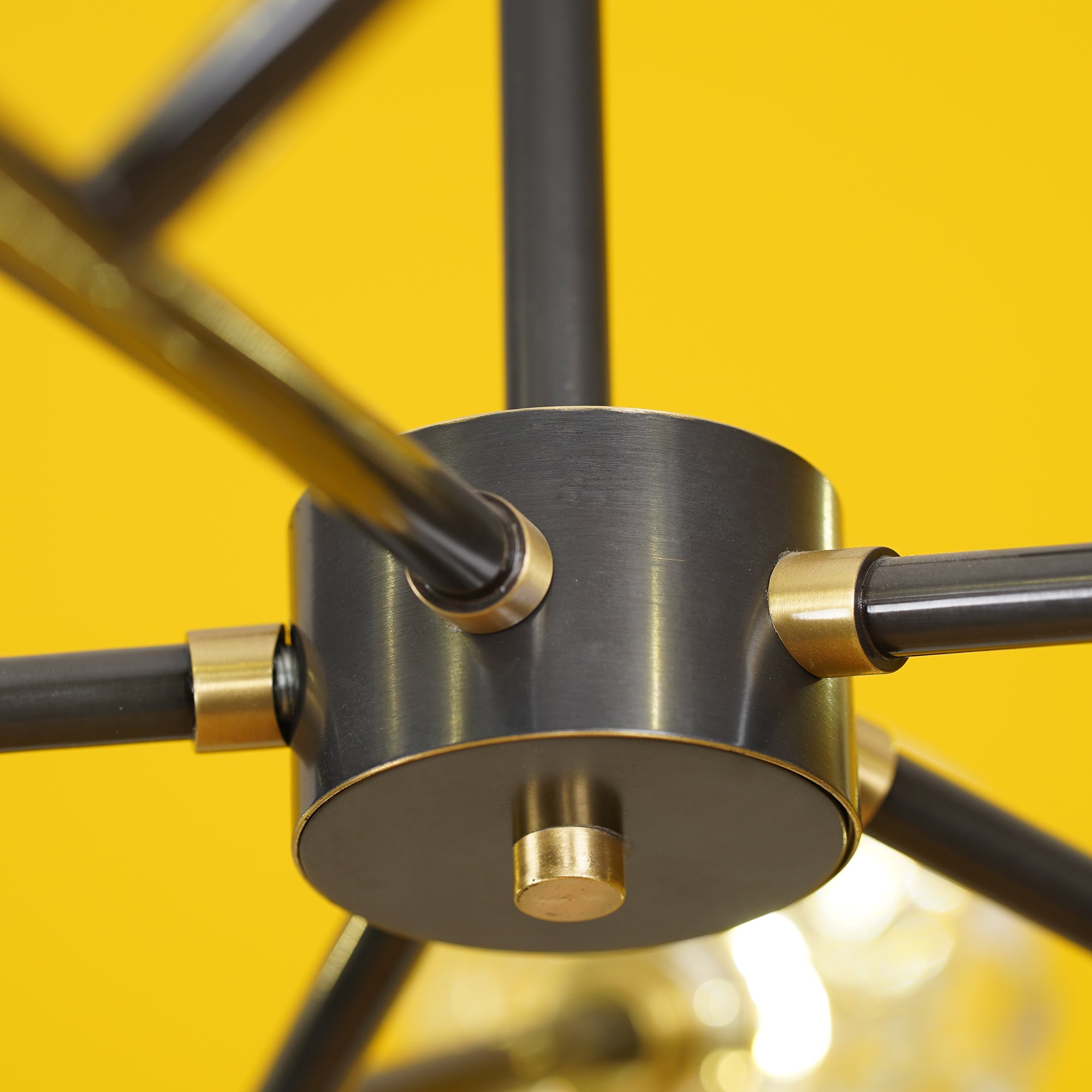 الثريا العنقودية المستديرة ذات الكرة البلورية