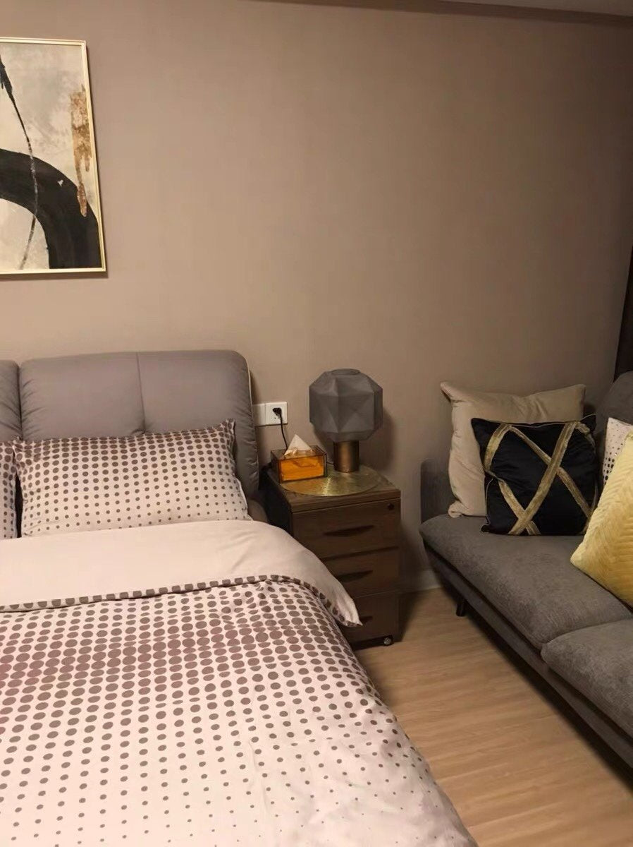 مصباح طاولة كوبو