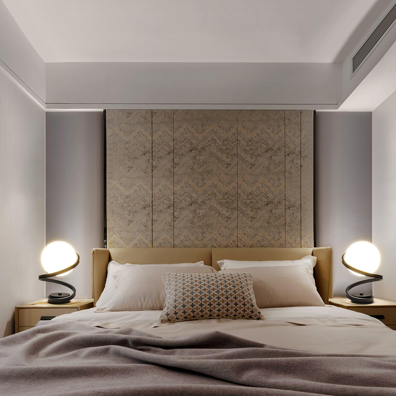 Curve Table Lamp - Decormote