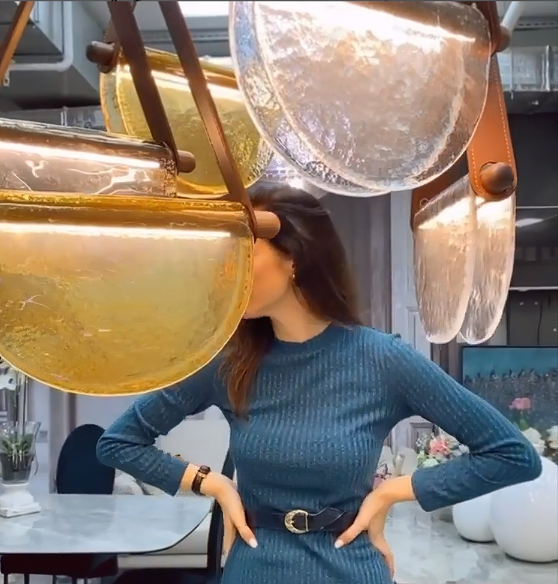 دالي مصباح معلق