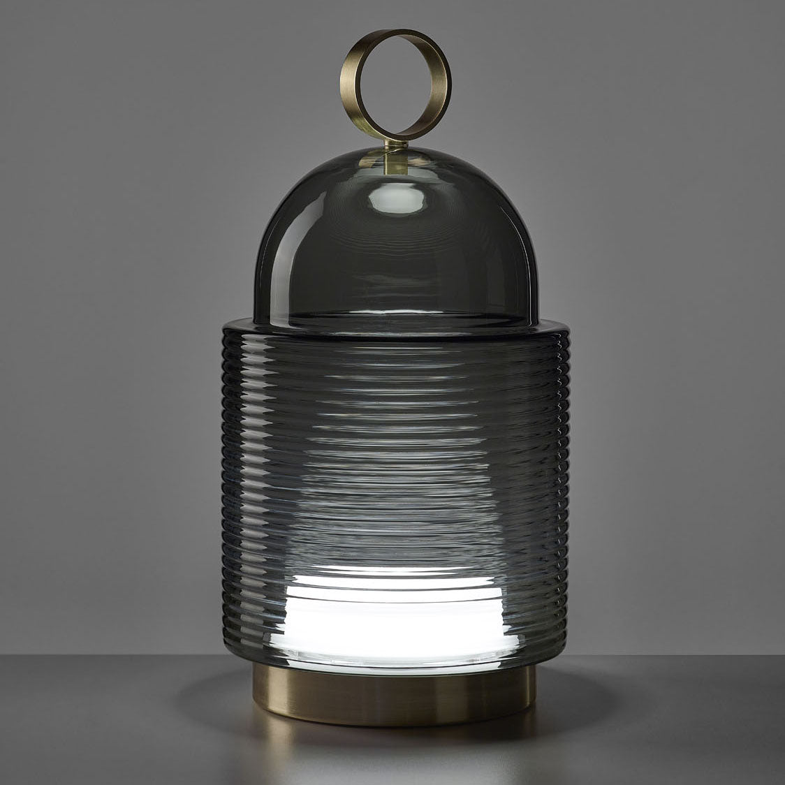 Dome Nomad Tischlampe