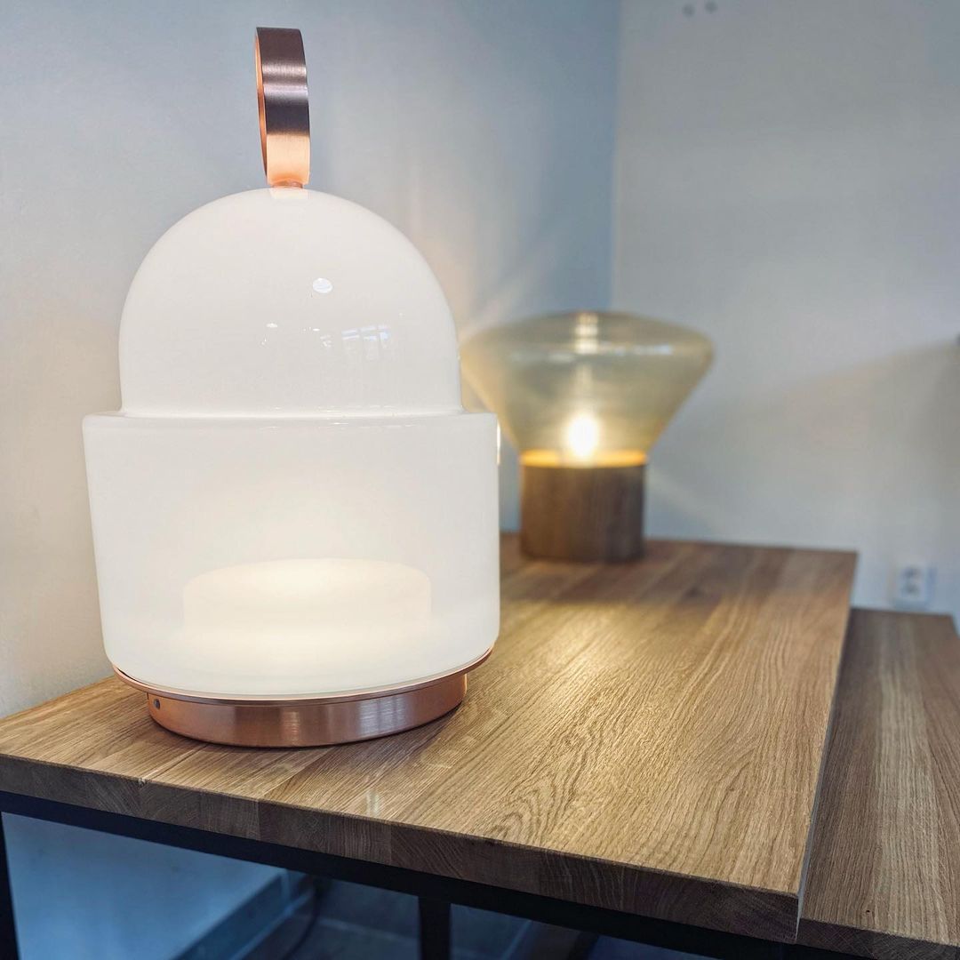 Dome Nomad Tischlampe