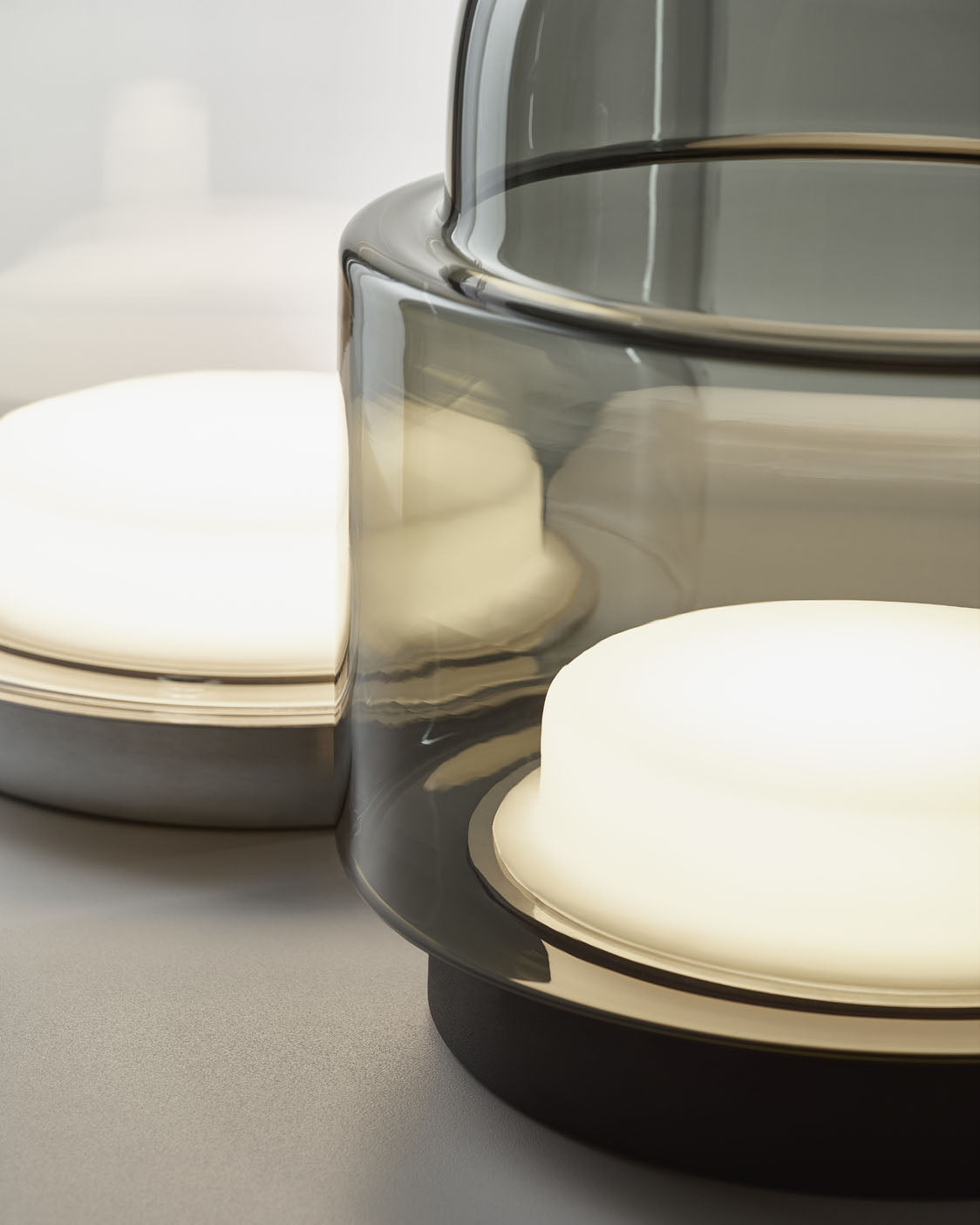 Dome Nomad Tischlampe