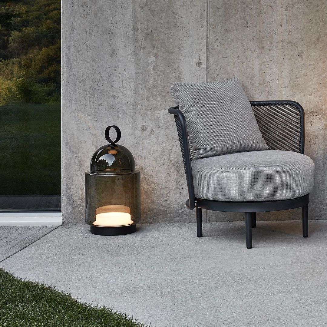 Dome Nomad Tischlampe