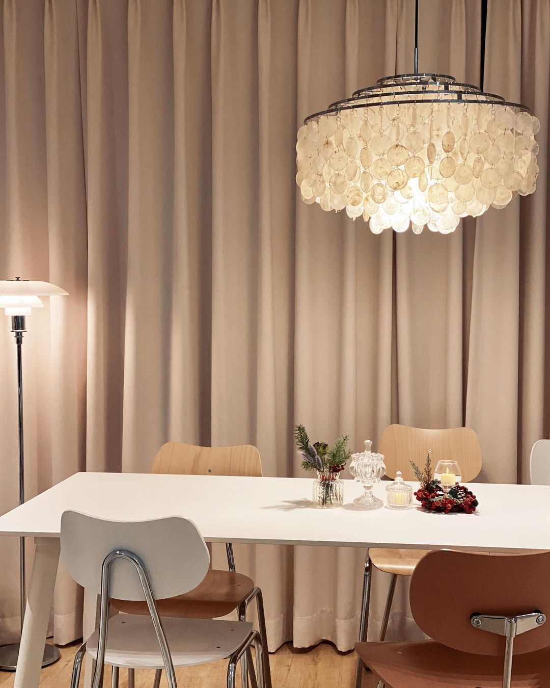 Candelabro de concha redonda