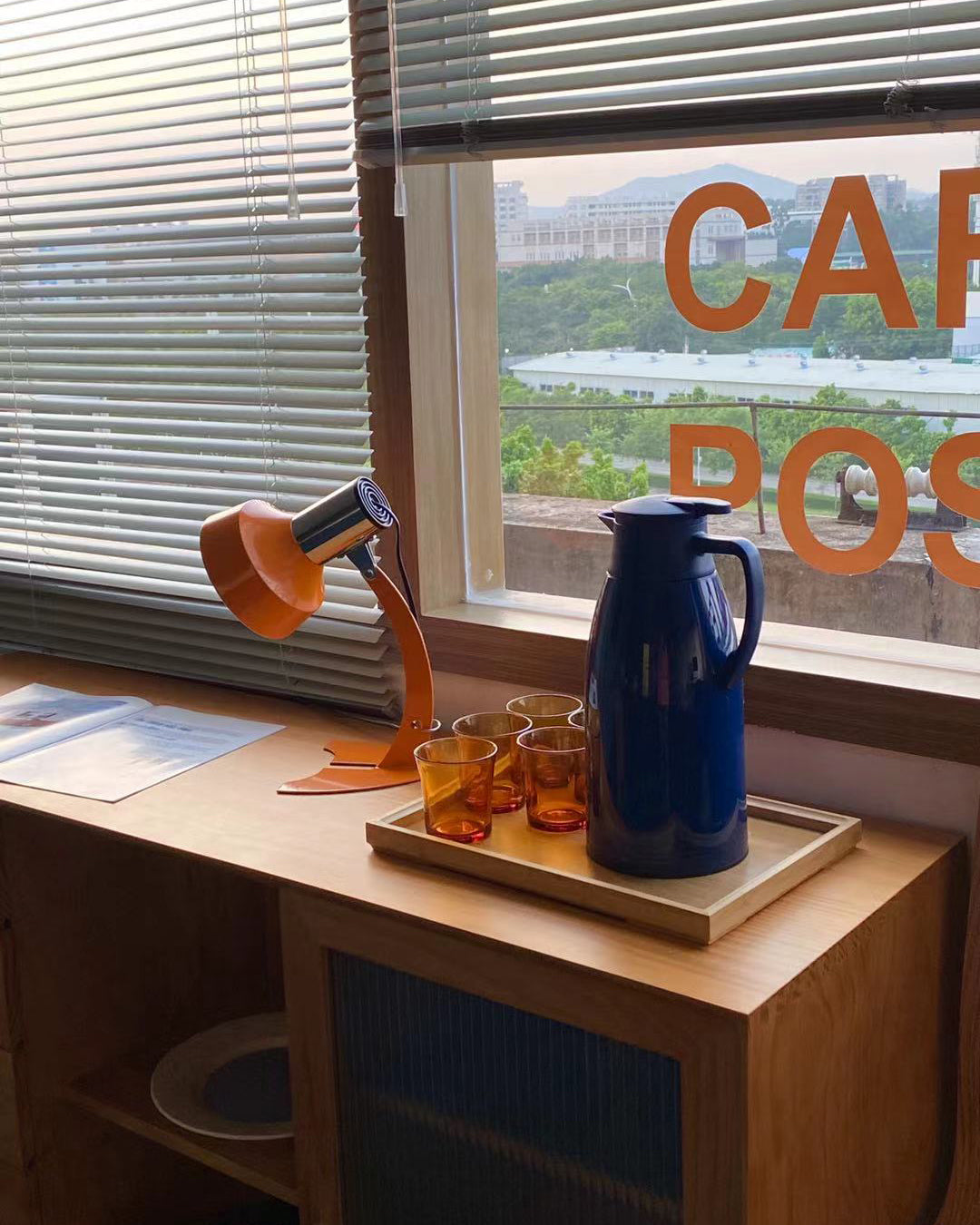 Flash Table Lamp
