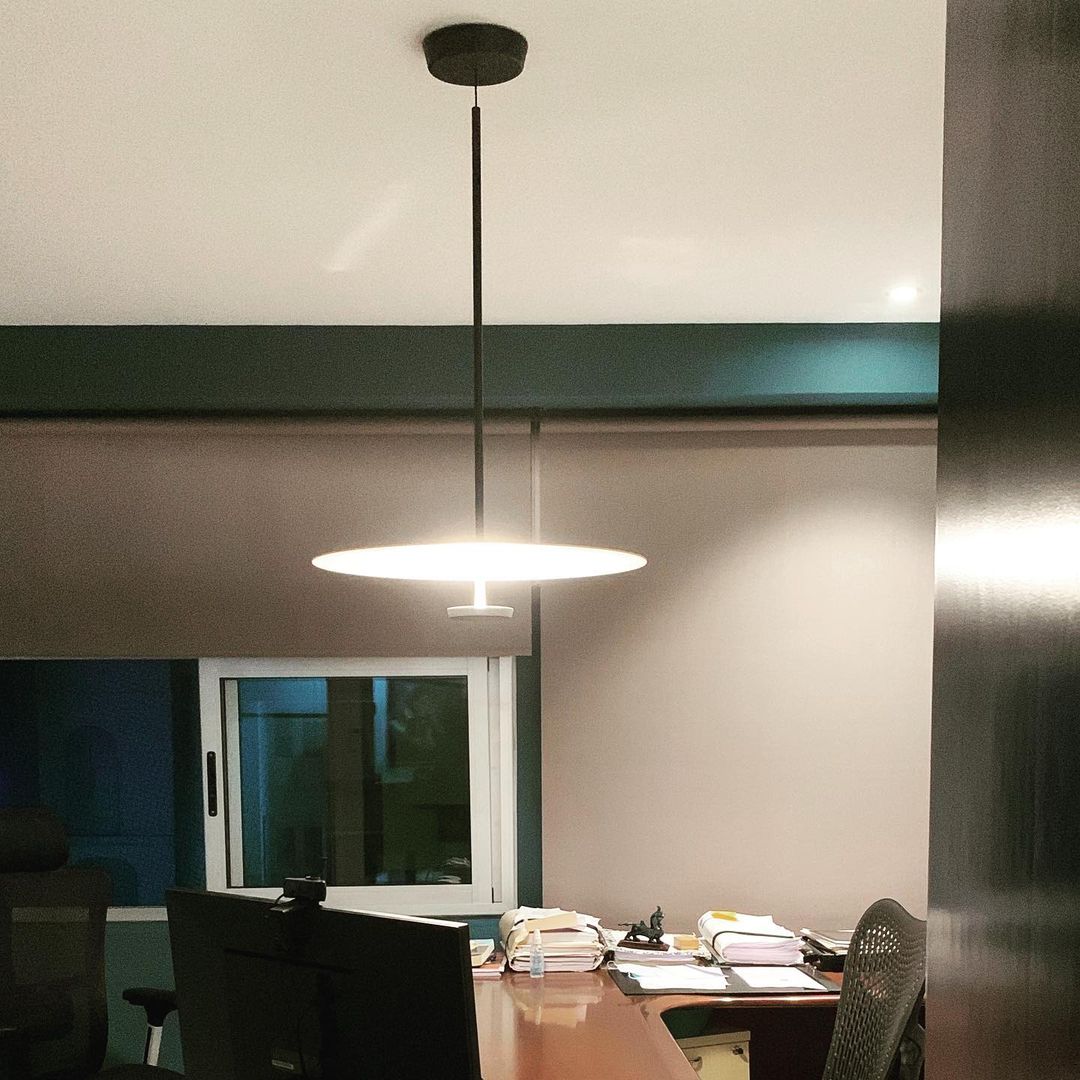 Lampe à suspension plate
