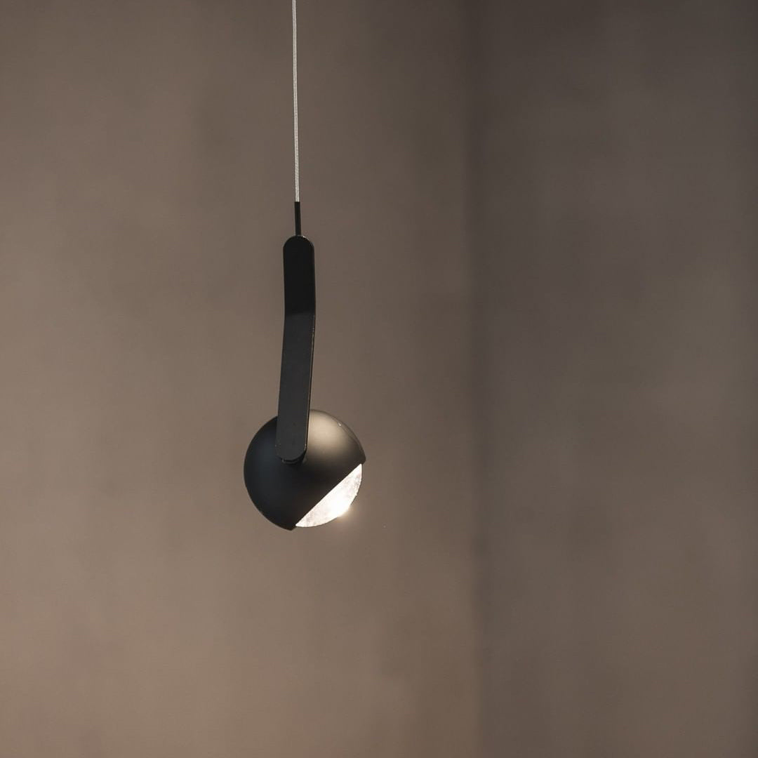Gesture Spotlight Pendant Lamp – detail 2