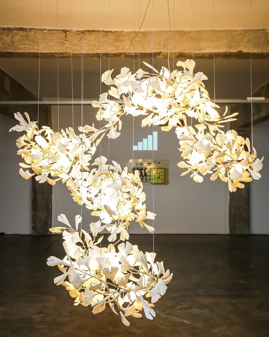 Lustre Gingko C