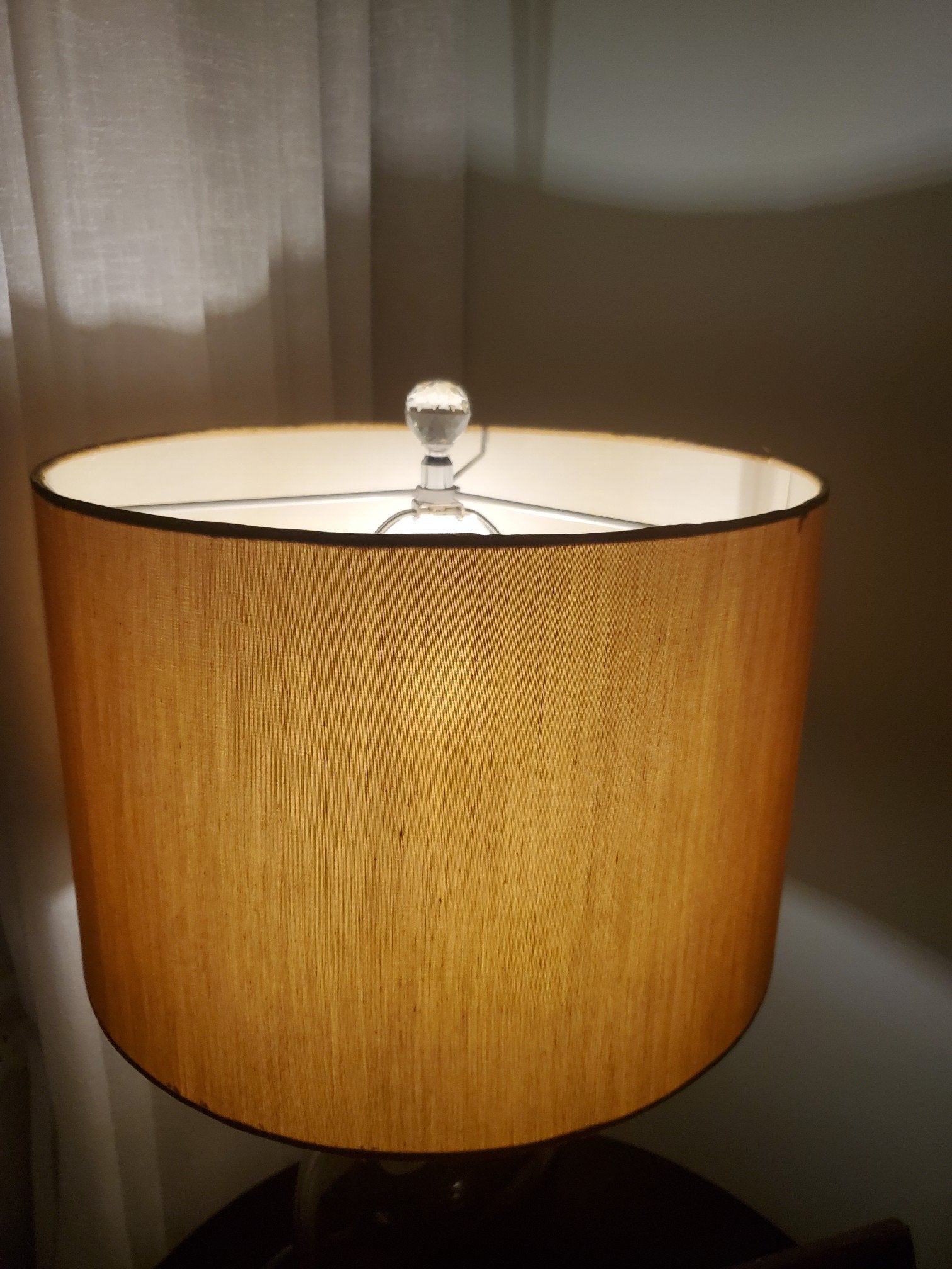 Lámpara de mesa de cristal esmaltado