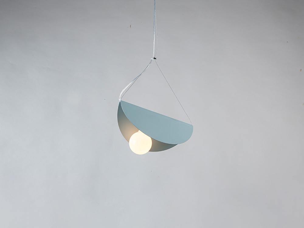 Glider pendant light