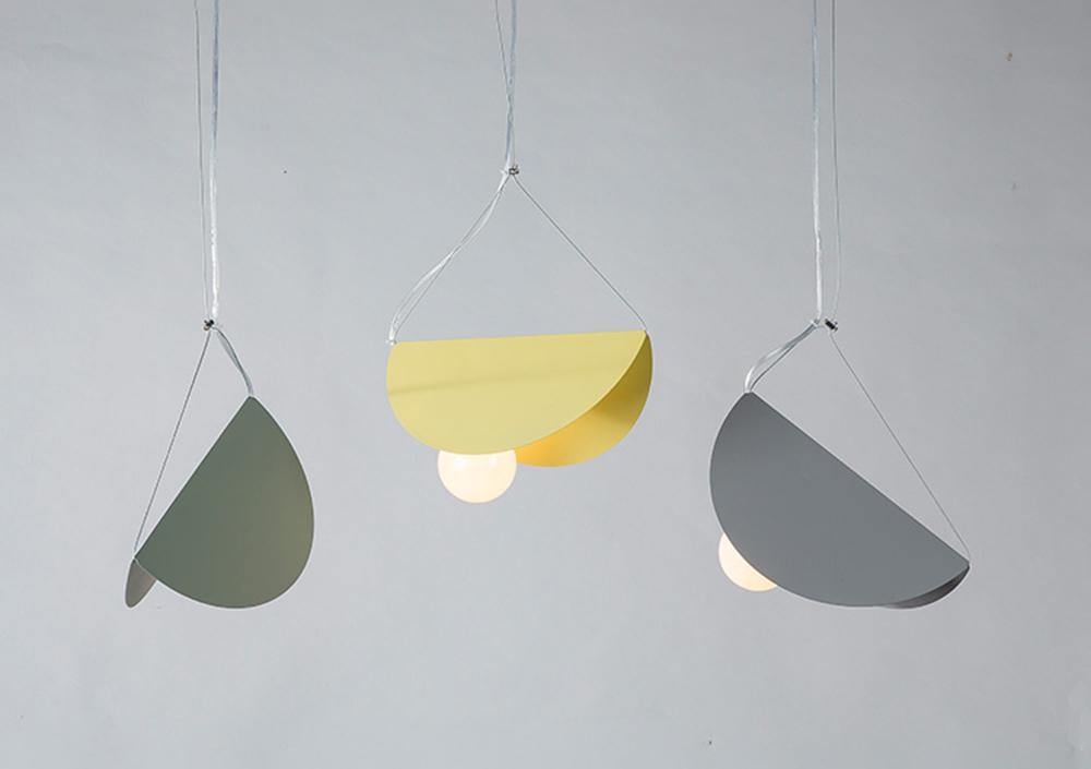 Glider pendant light