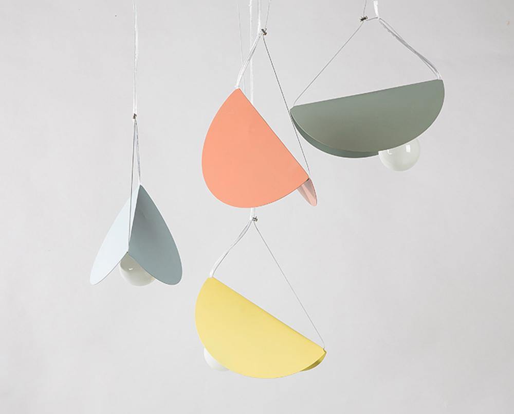 Glider pendant light