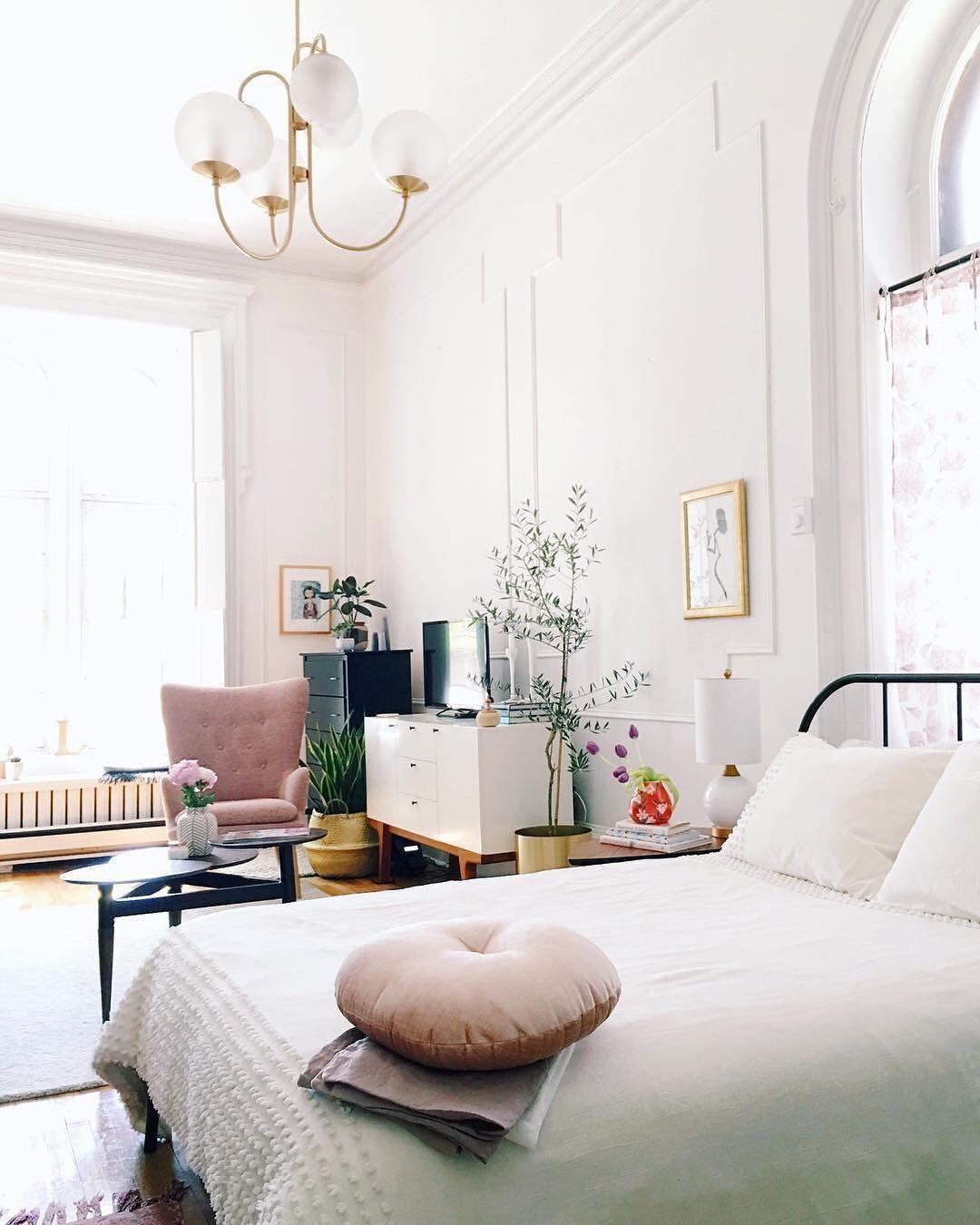 Gooseneck Chandelier Light