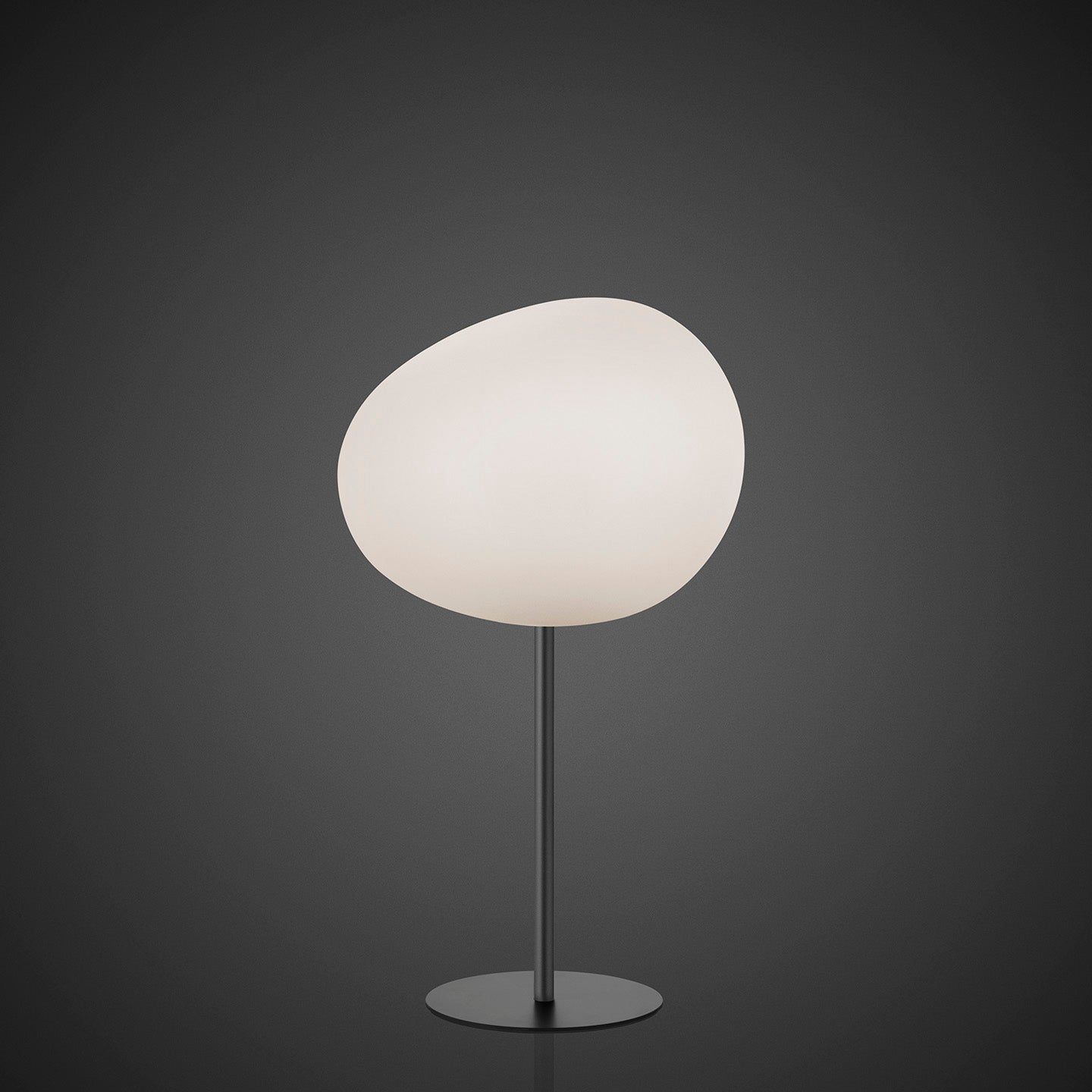 Gregg-Tischlampe