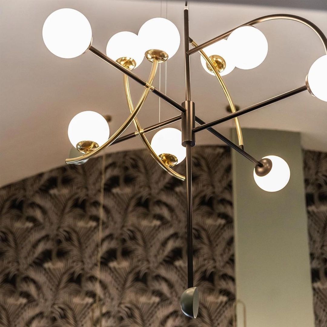 تعليق هيليو