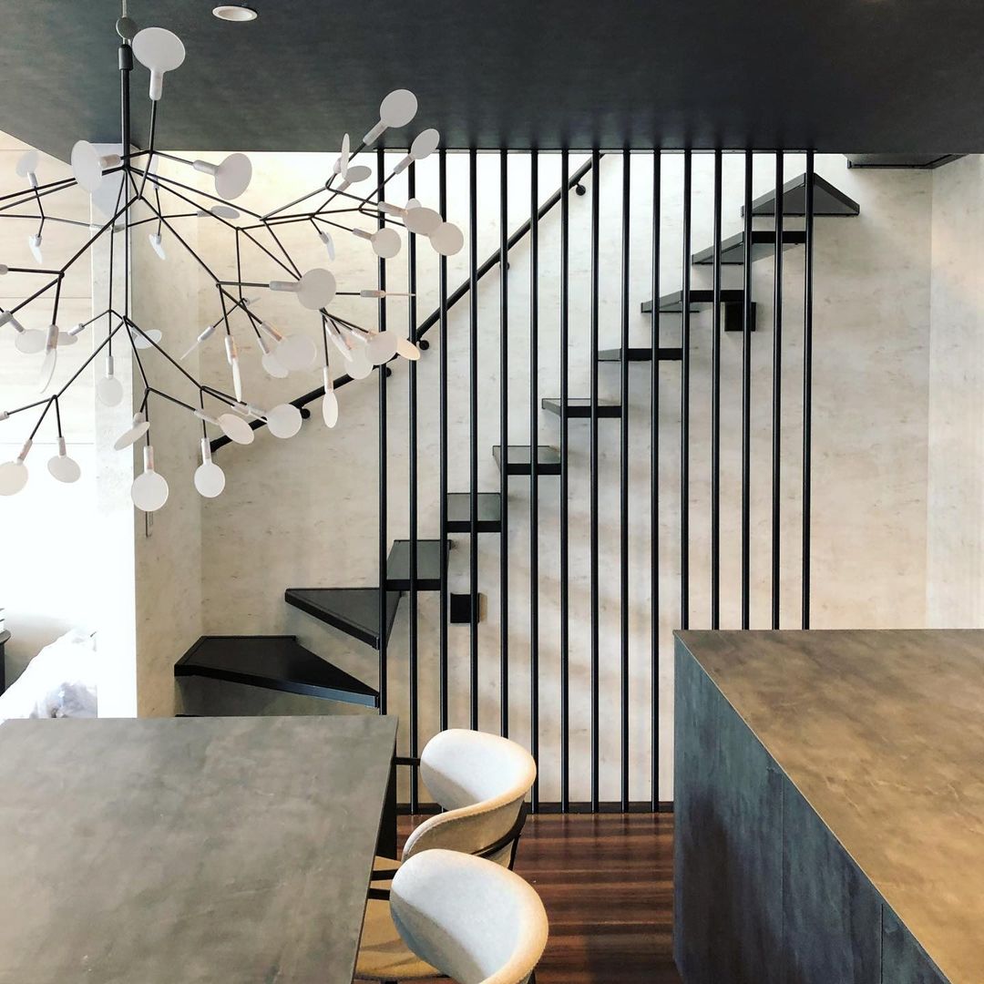Candelabros negros Heracleum