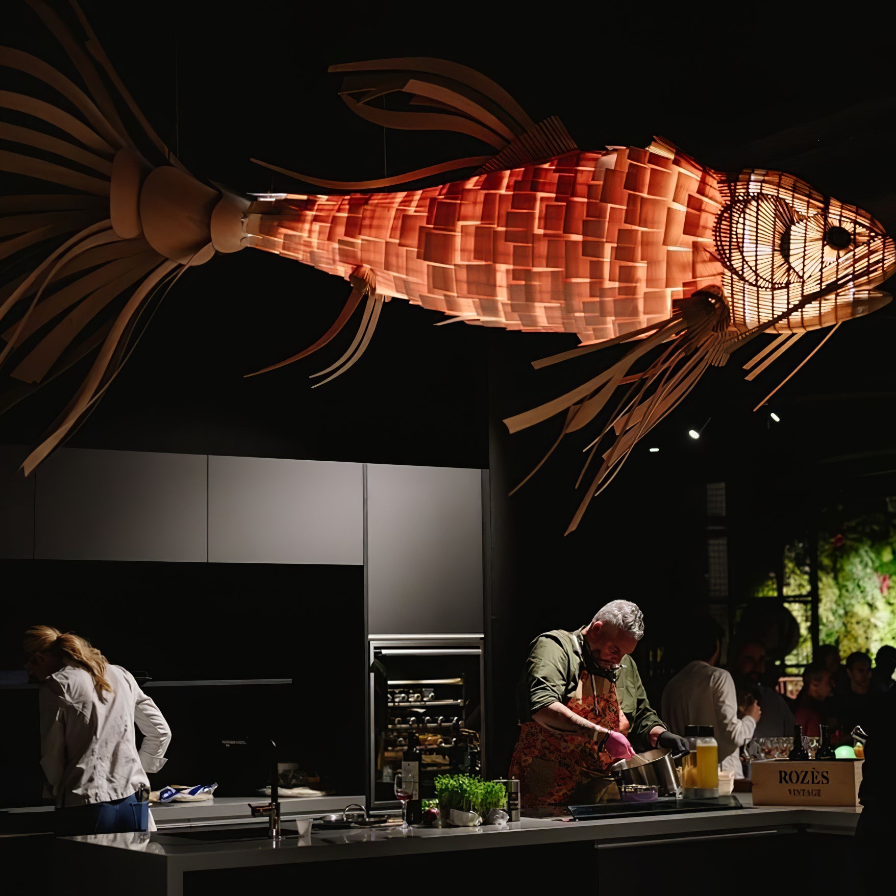 Koi-Kronleuchter