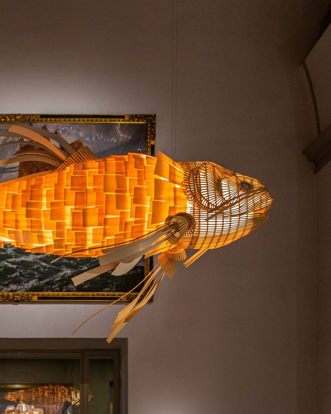 Koi-Kronleuchter