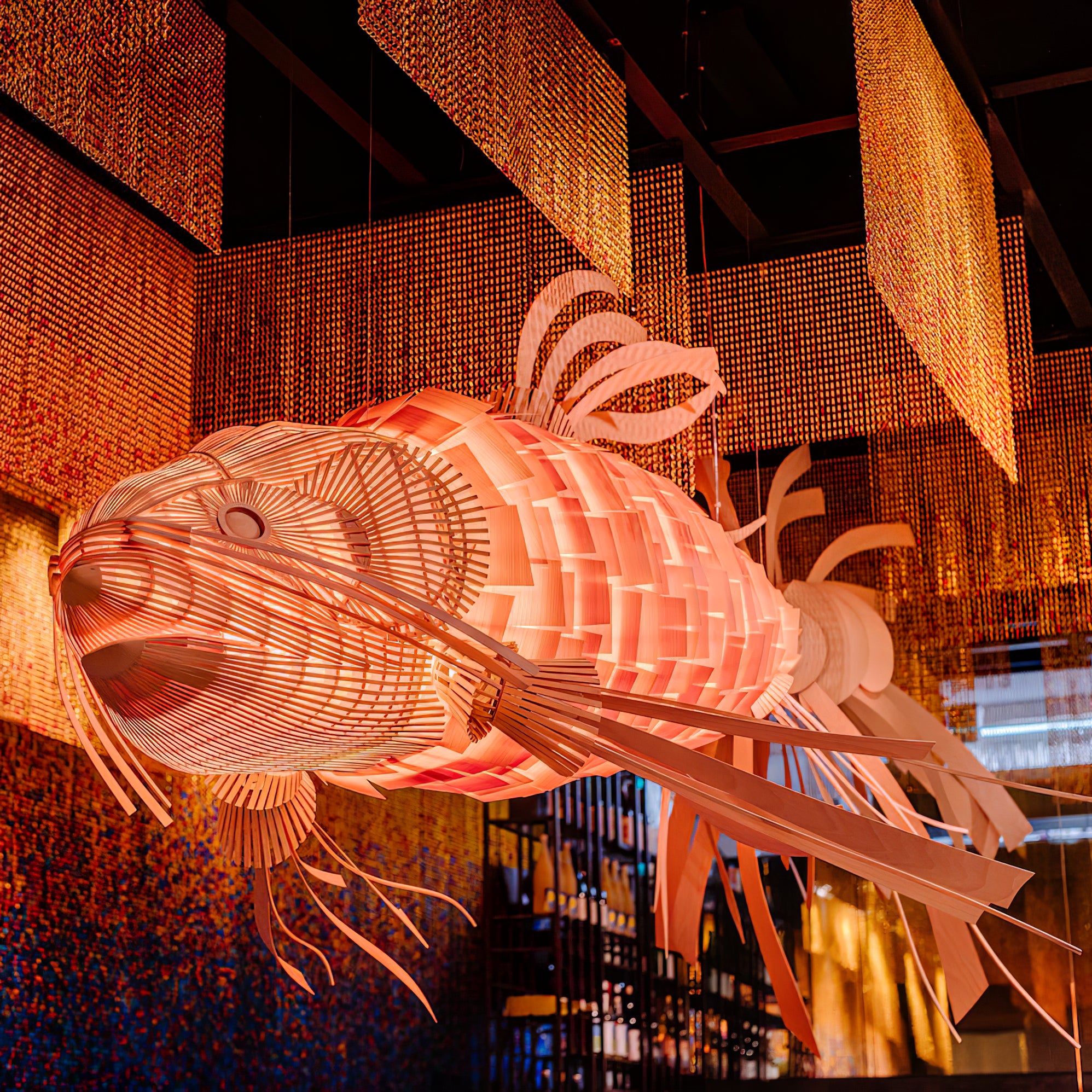Koi-Kronleuchter