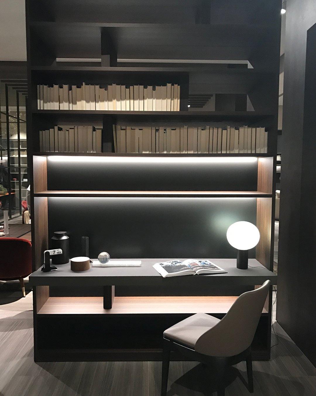 Laguna Table lamp