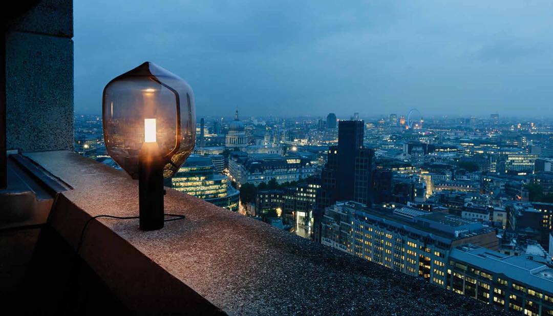 Leuchtturm-Tischlampe