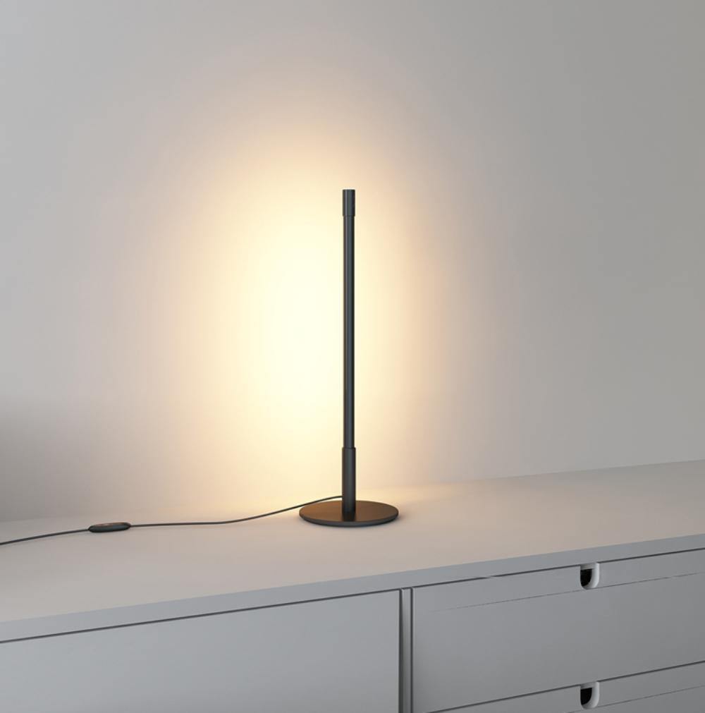 Linear LED Floor/Table lamp - Vakkerlighting
