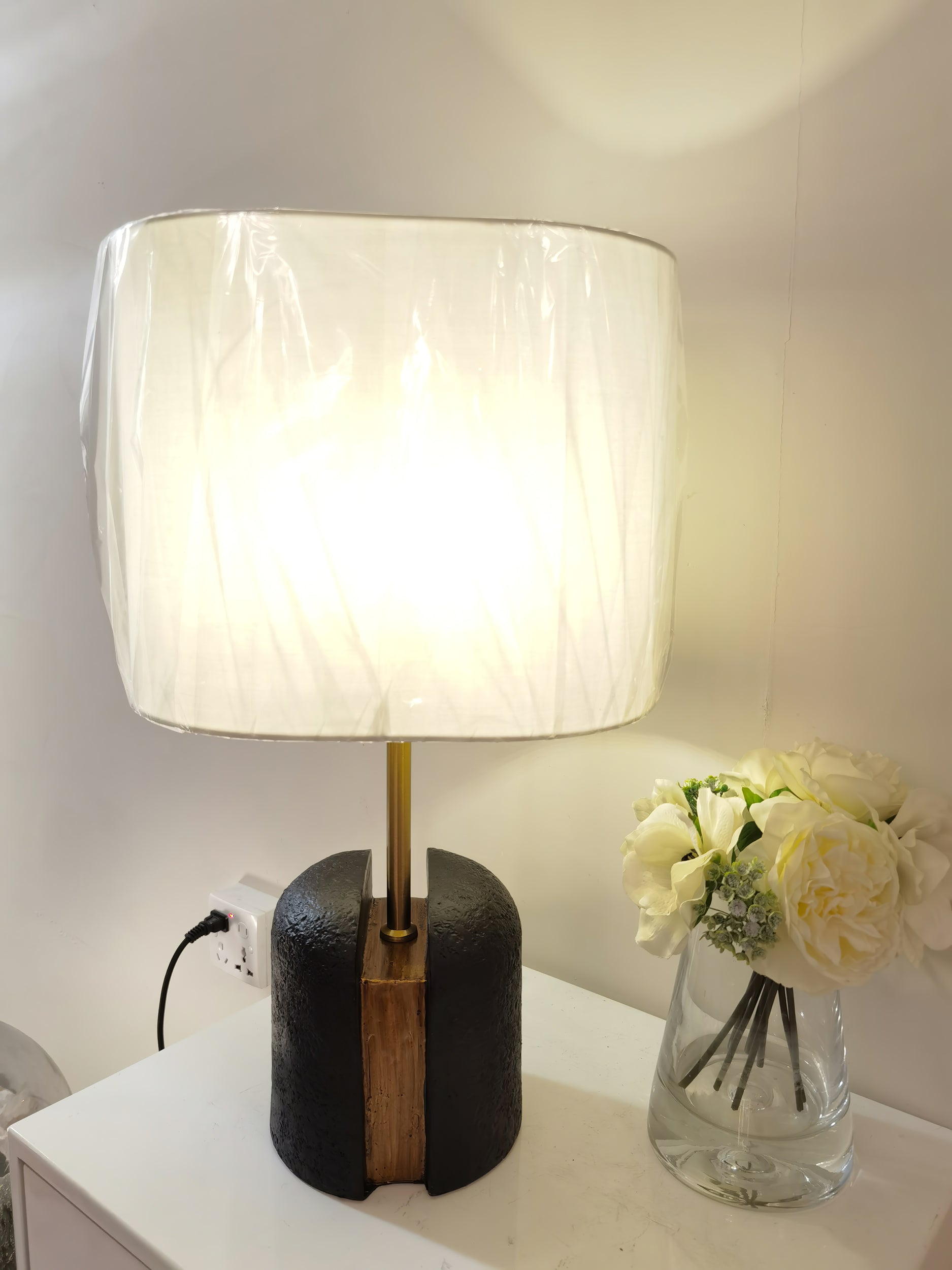 Madoc Table Lamp