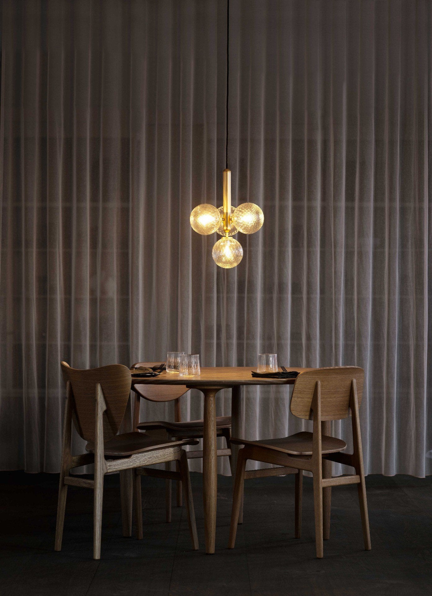 Miira Pendant Light