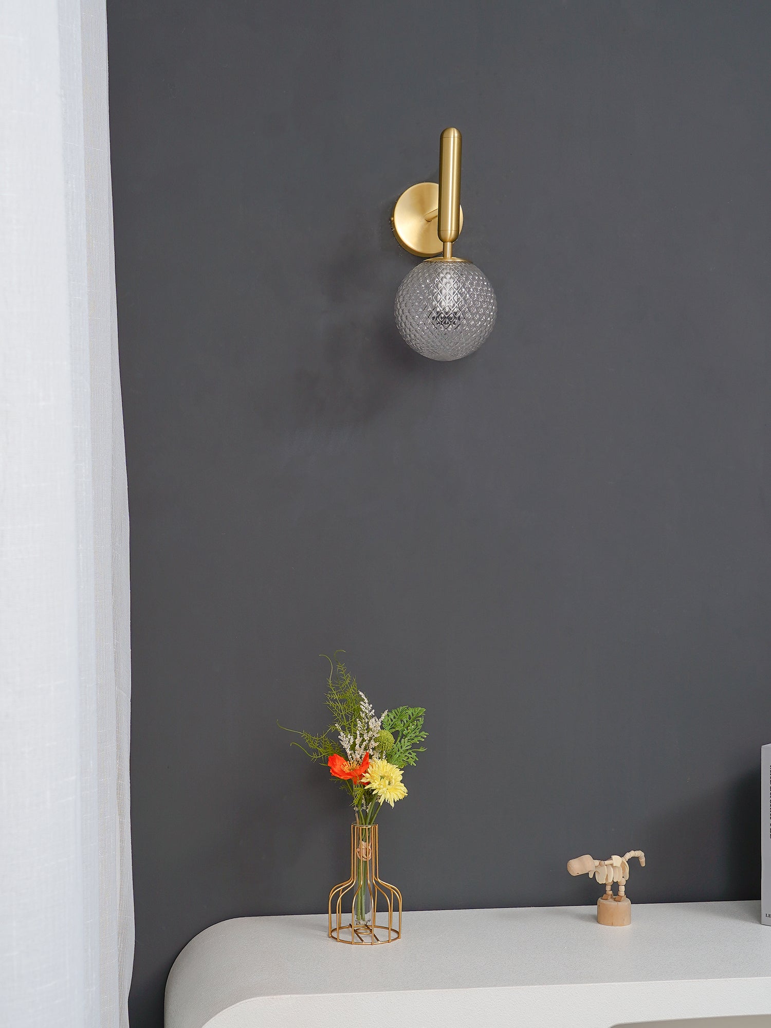 Lámpara de pared Miira