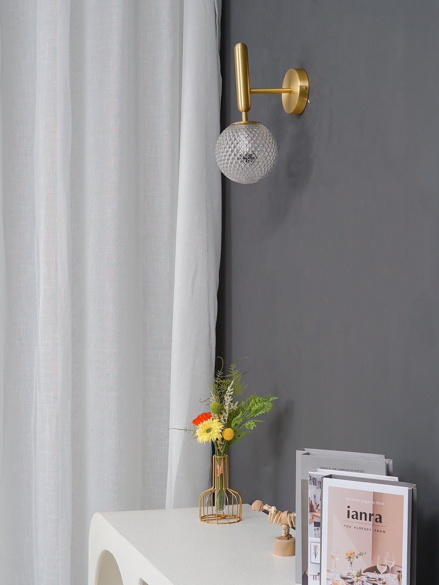 Lámpara de pared Miira