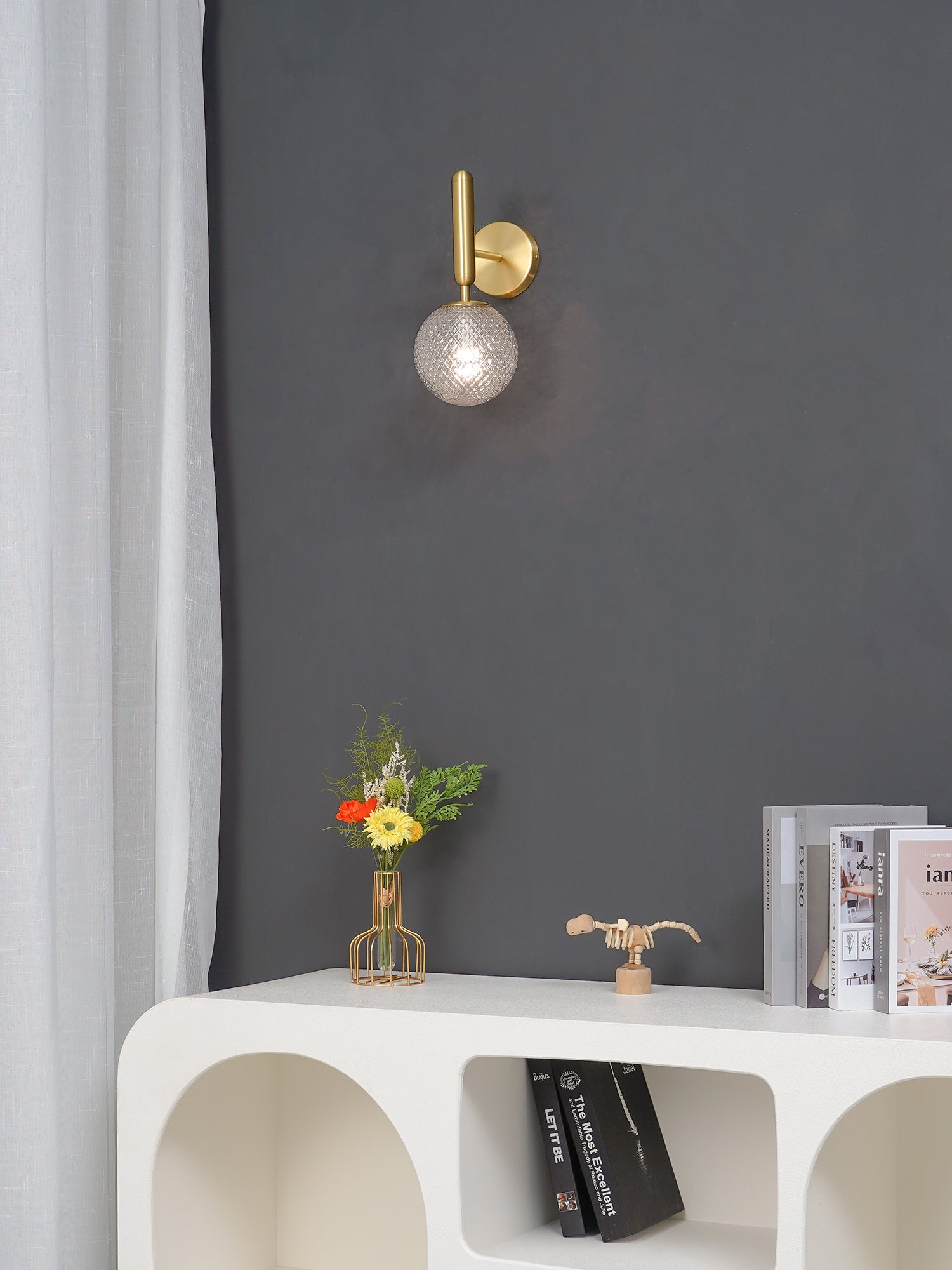 Lámpara de pared Miira