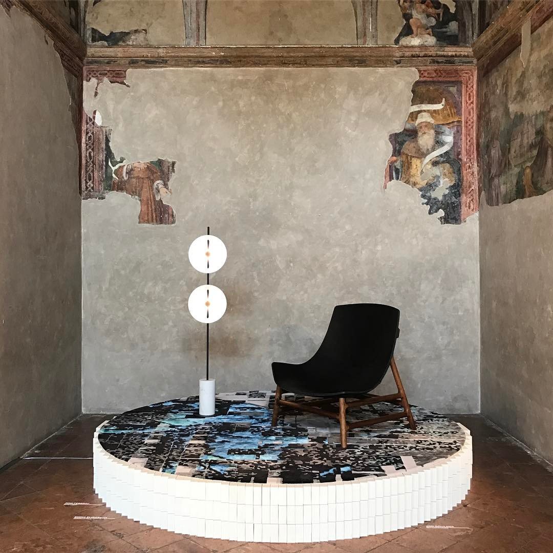 Mito Floor Light.