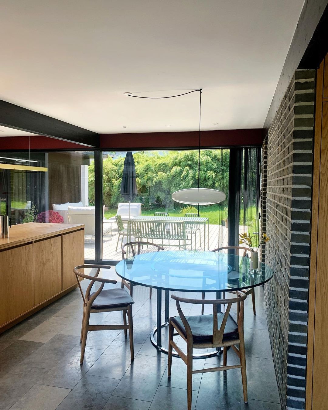 Model 2065 Pendant Lamp.